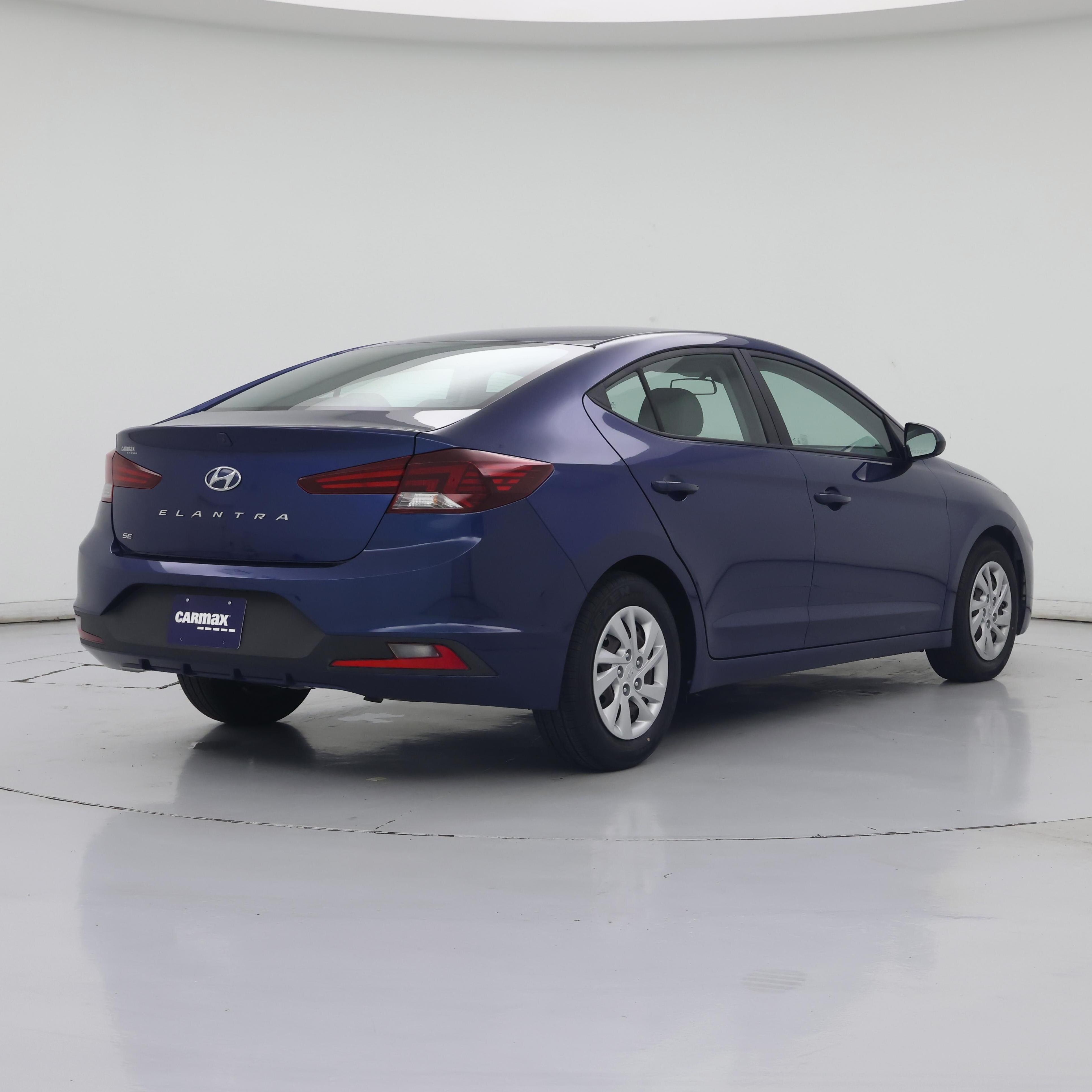 Thumbnail: 2020 Hyundai Elantra - 8