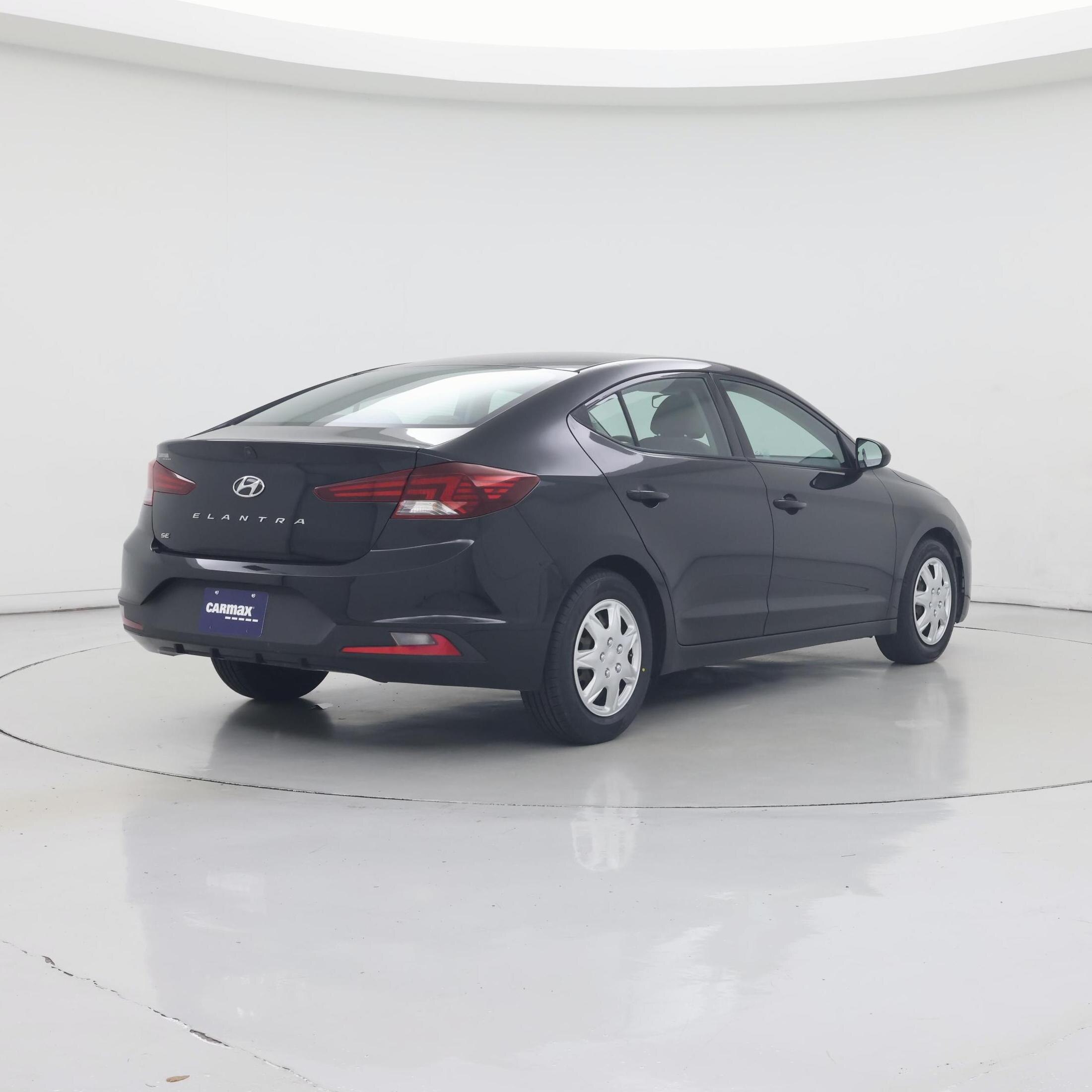 Thumbnail: 2020 Hyundai Elantra - 8