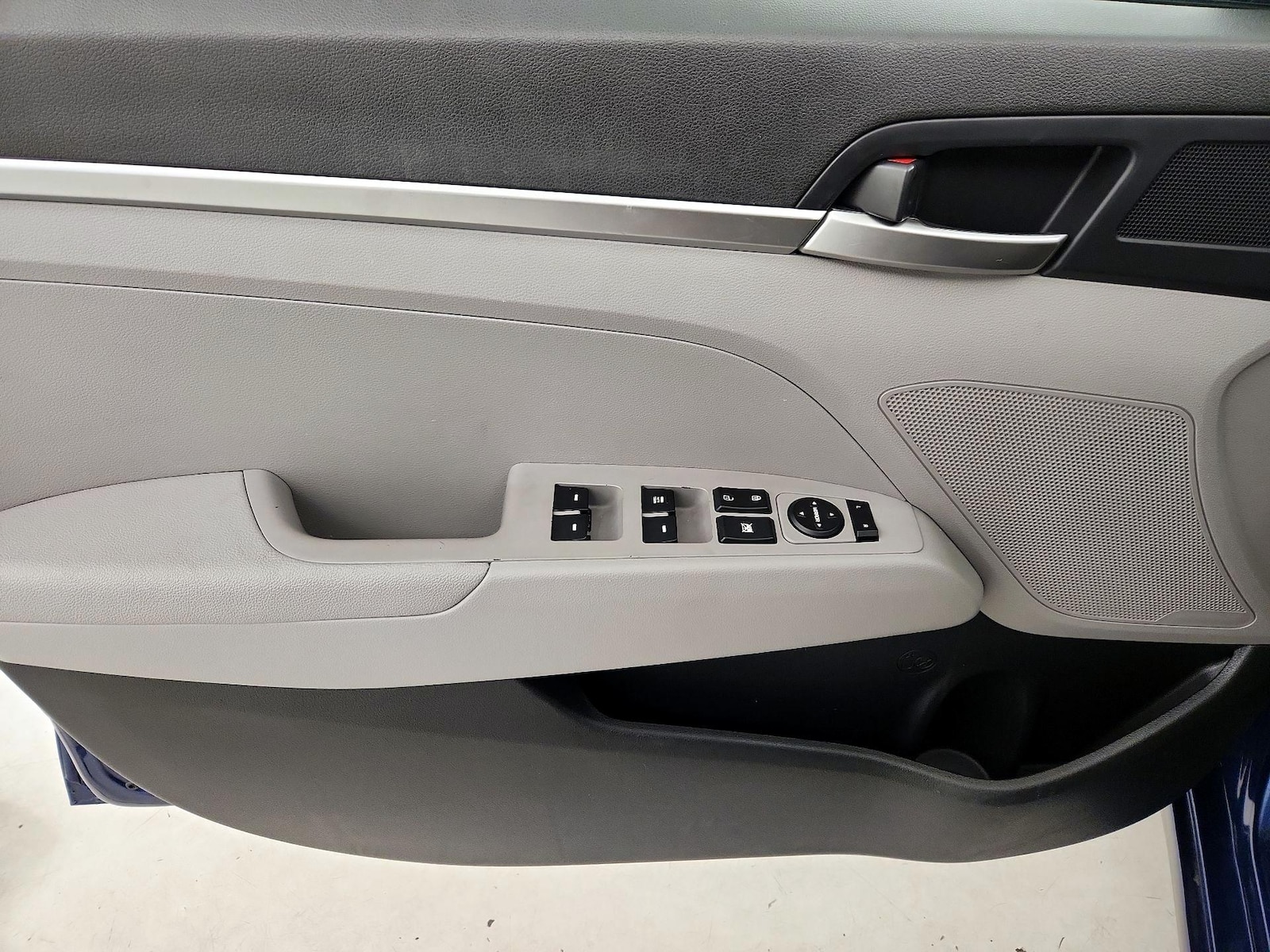 2020 Hyundai Elantra SE - Photo 13