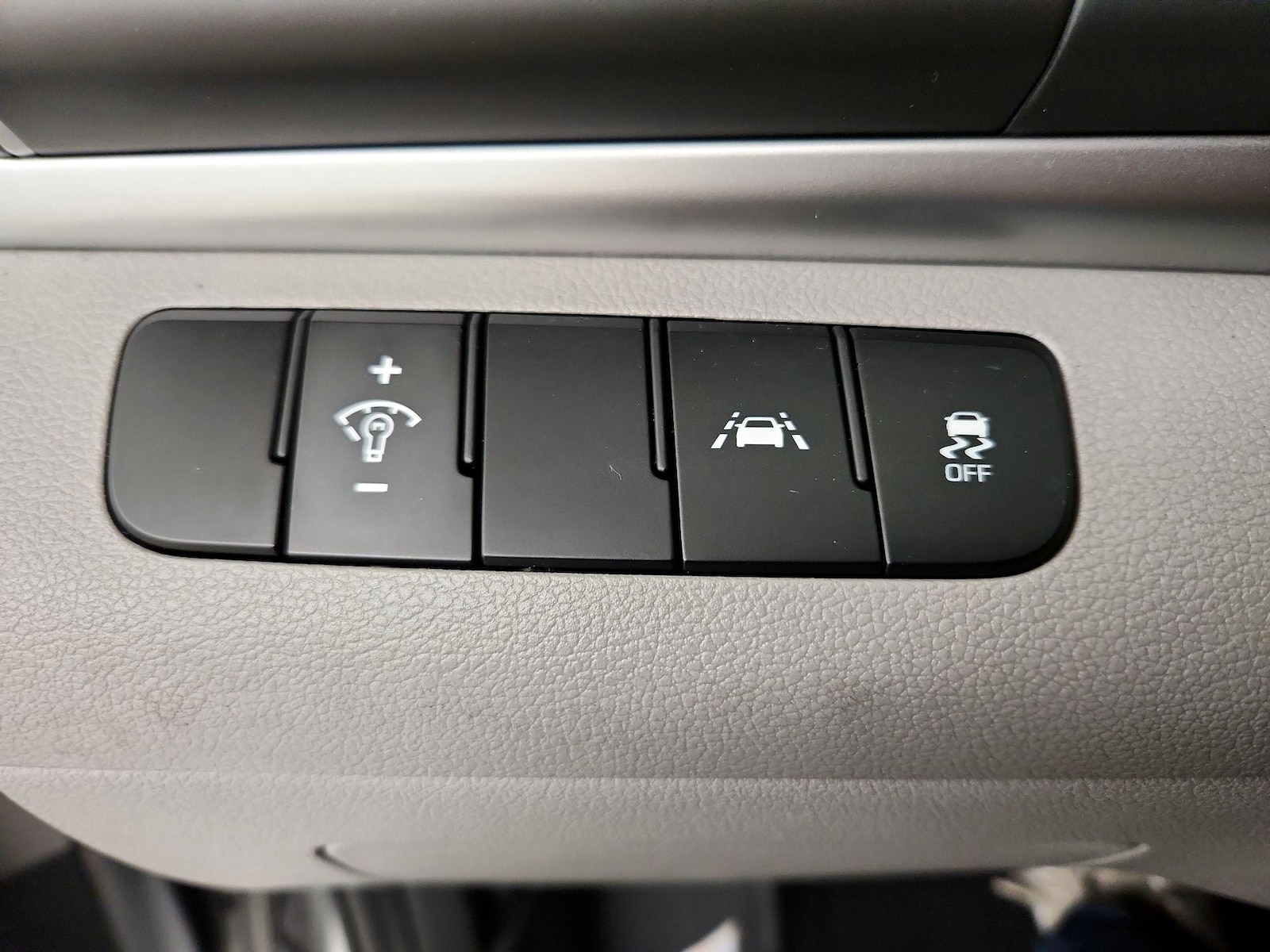 2020 Hyundai Elantra SE - Photo 14