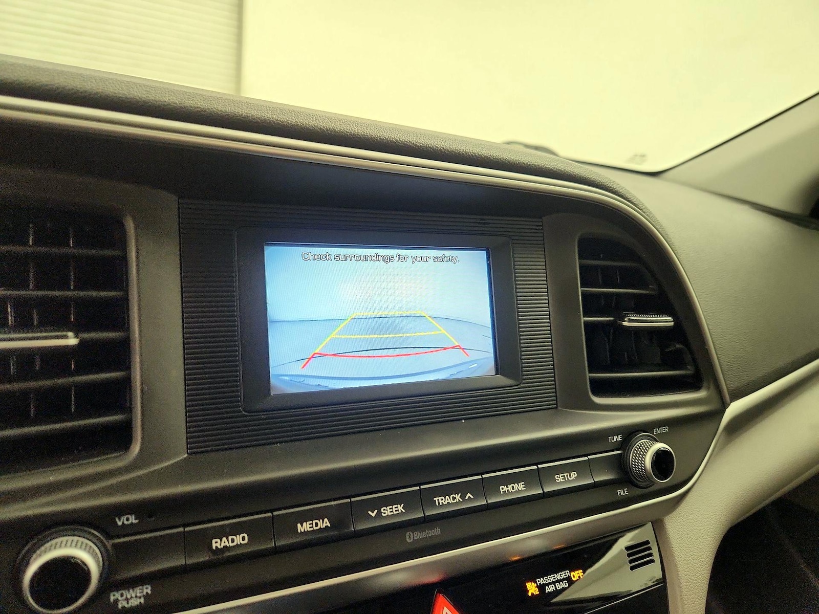 2020 Hyundai Elantra SE - Photo 15