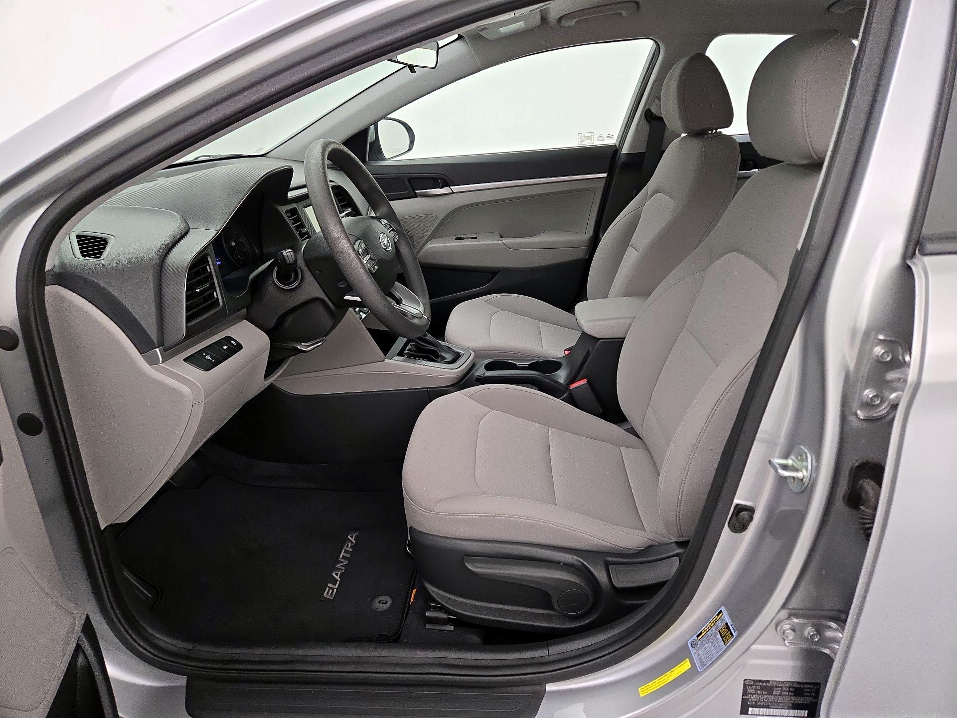 Thumbnail: 2020 Hyundai Elantra - 11