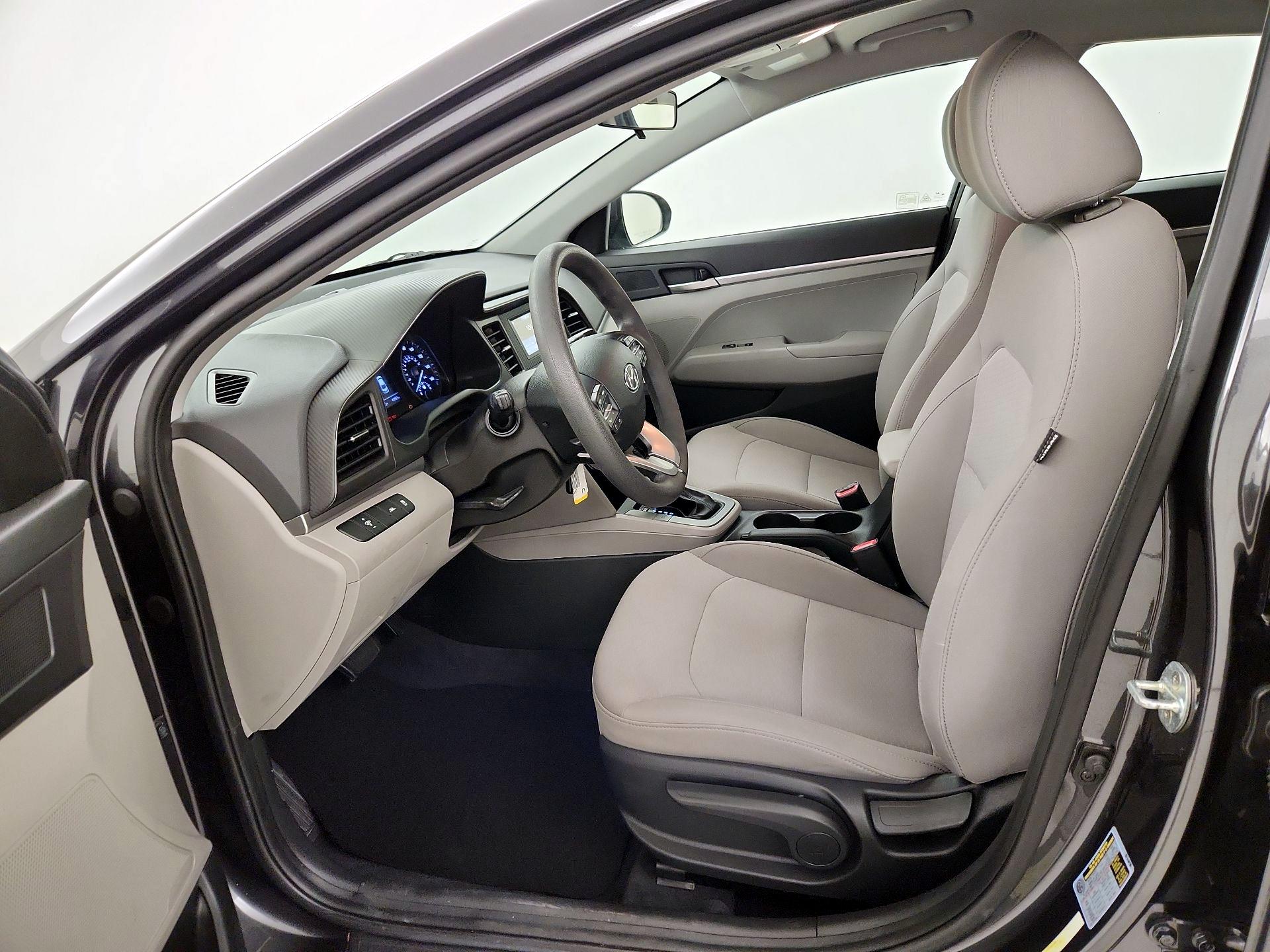 Thumbnail: 2020 Hyundai Elantra - 11