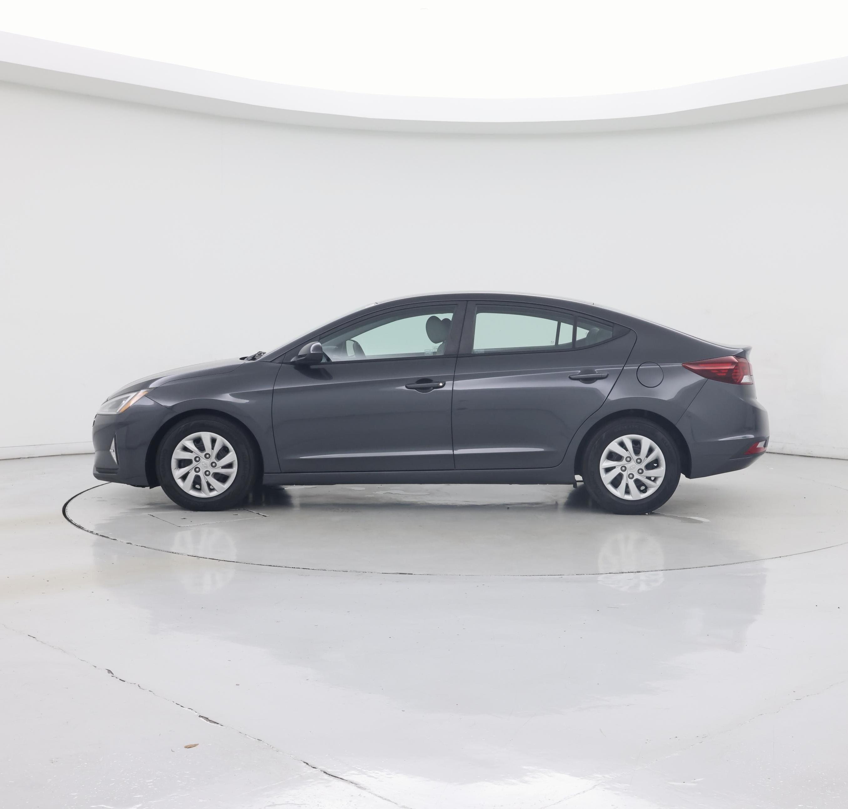 Thumbnail: 2020 Hyundai Elantra - 3