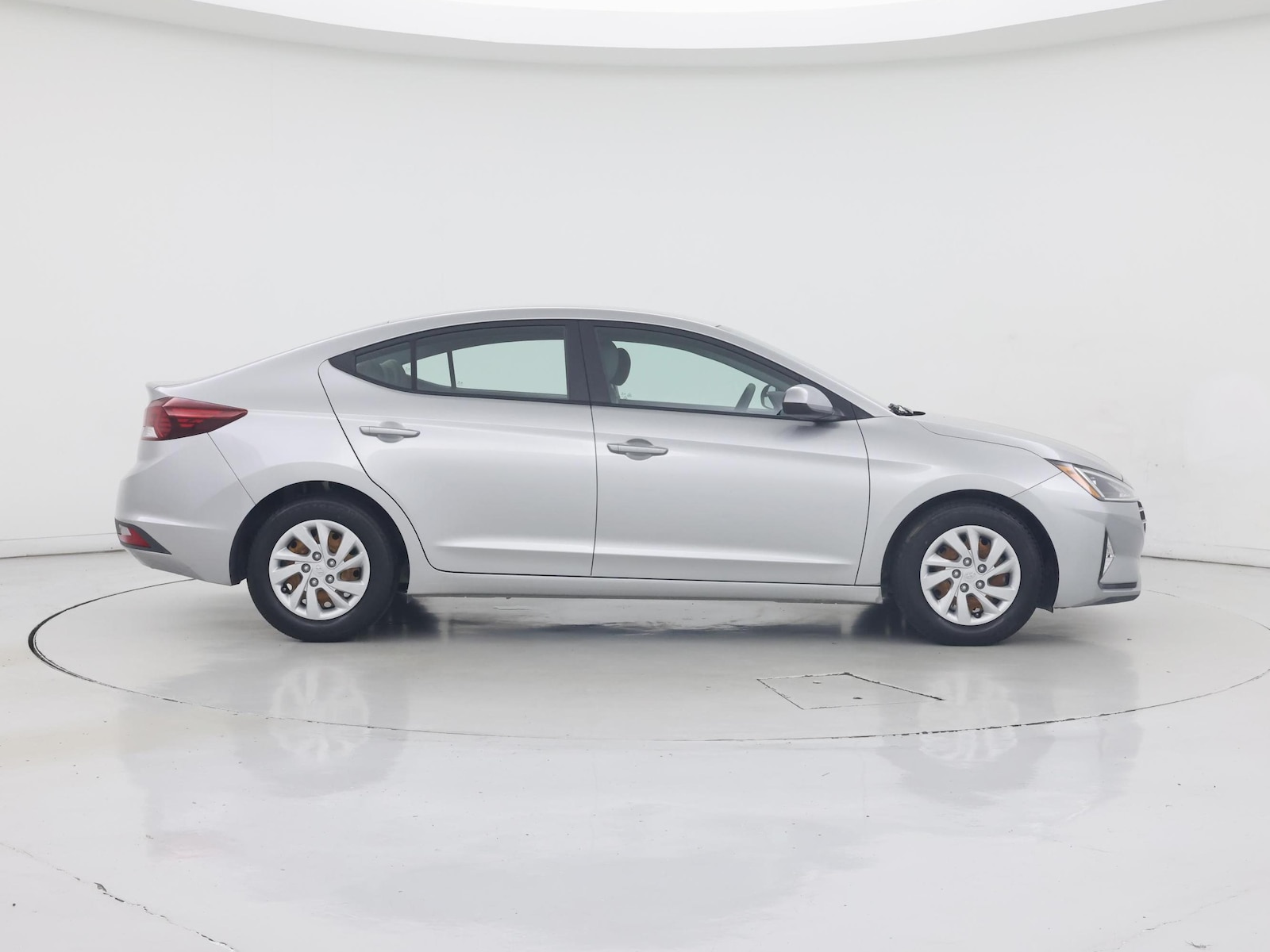 2020 Hyundai Elantra SE - Photo 8