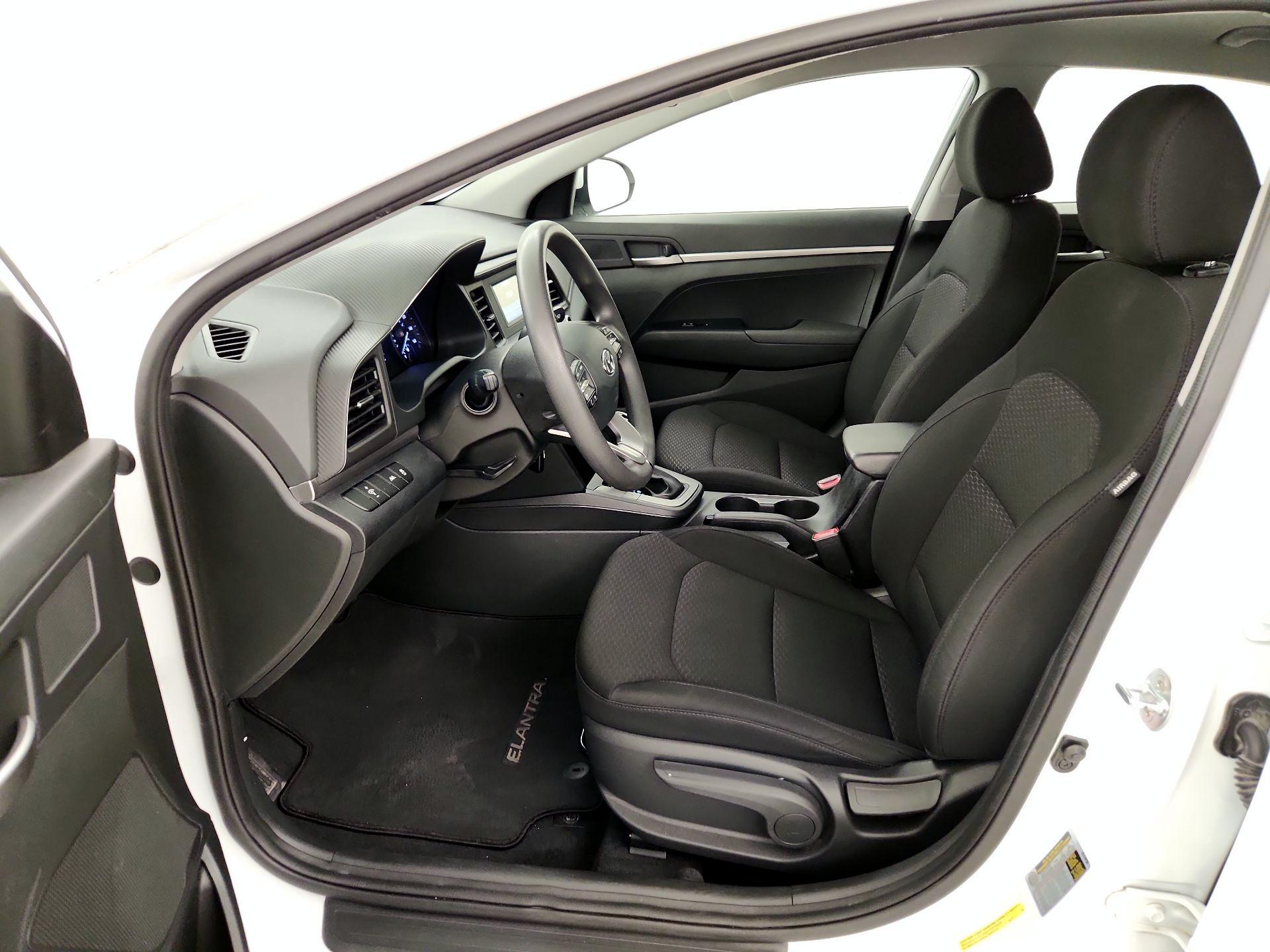 Thumbnail: 2020 Hyundai Elantra - 11