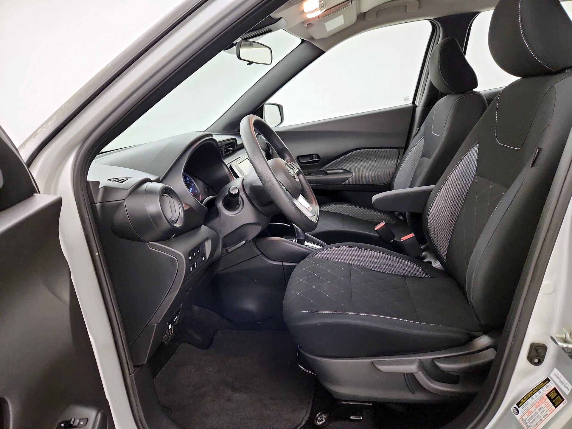 Thumbnail: 2020 Nissan Kicks - 11
