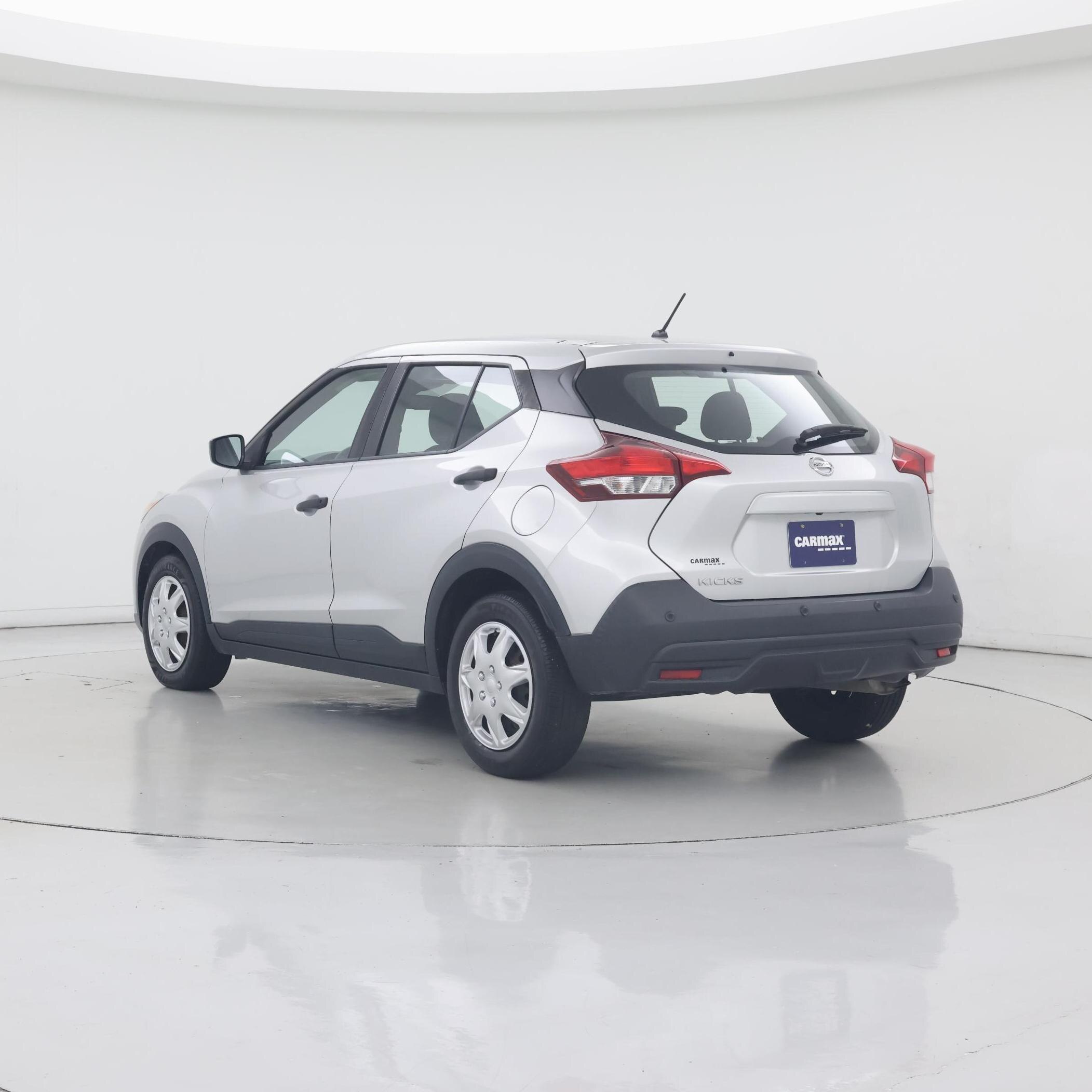Thumbnail: 2020 Nissan Kicks - 2