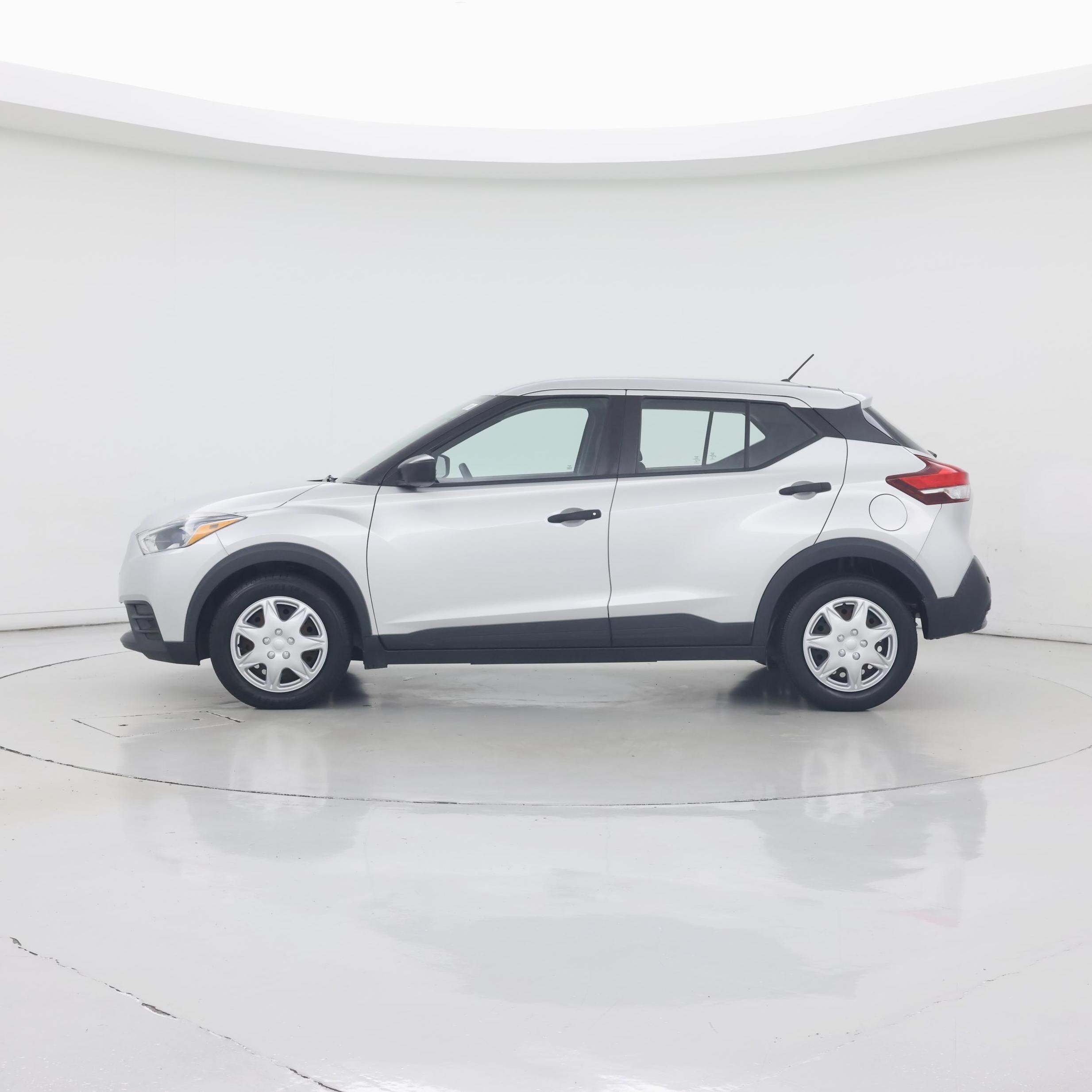 Thumbnail: 2020 Nissan Kicks - 3