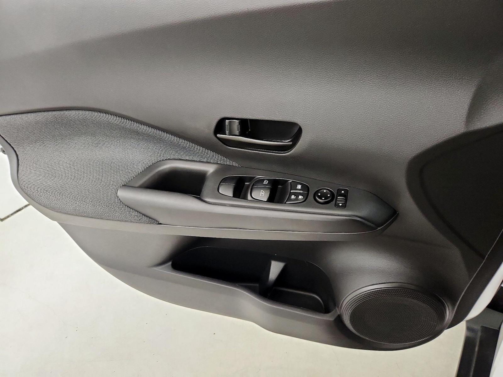 2020 Nissan Kicks S - Photo 13