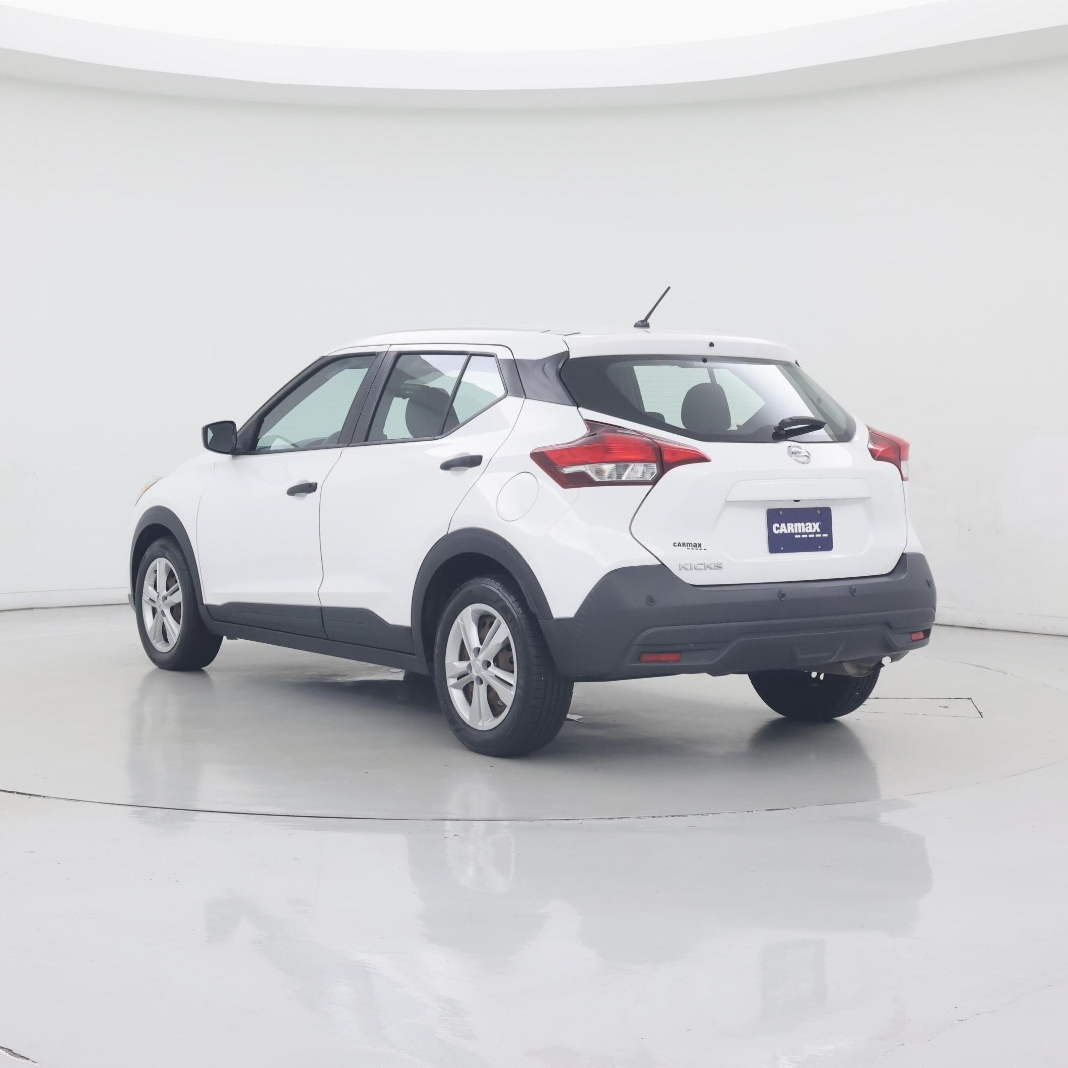 Thumbnail: 2020 Nissan Kicks - 2