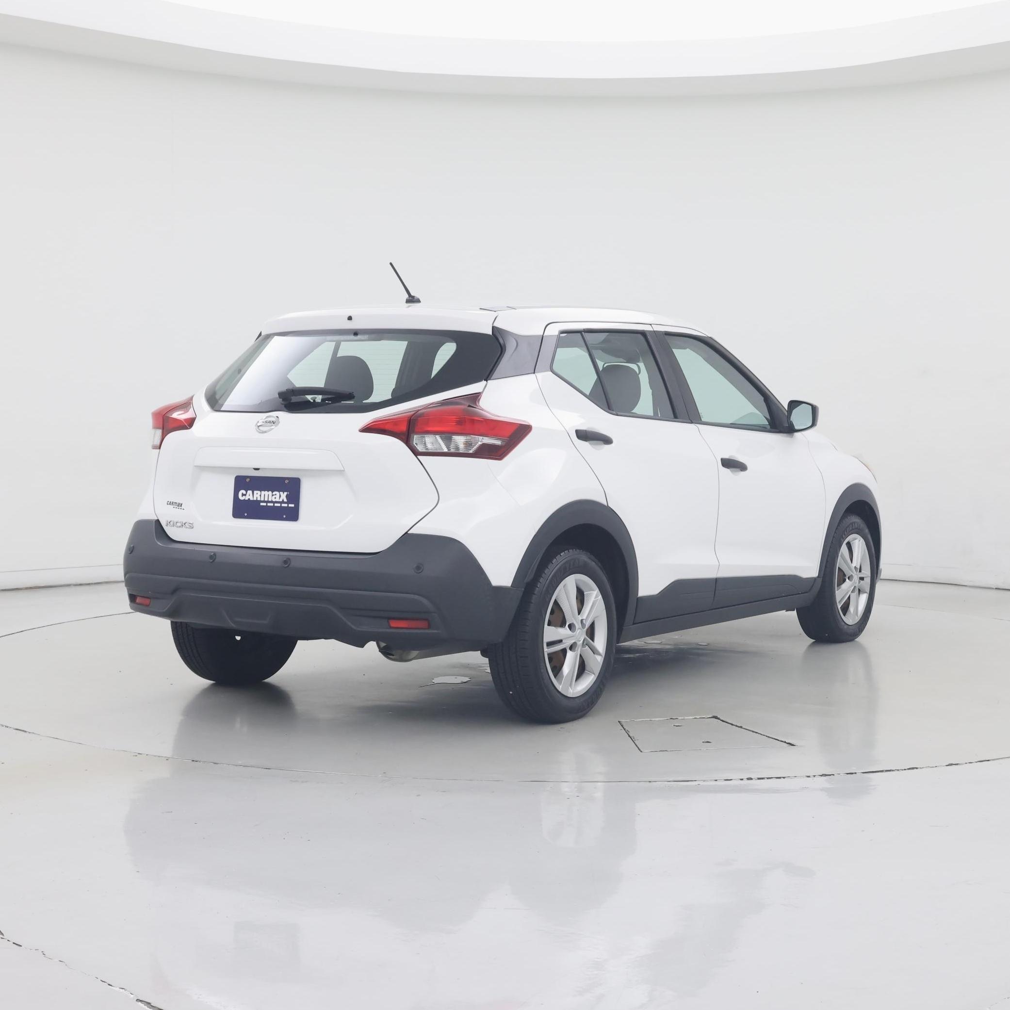 Thumbnail: 2020 Nissan Kicks - 8