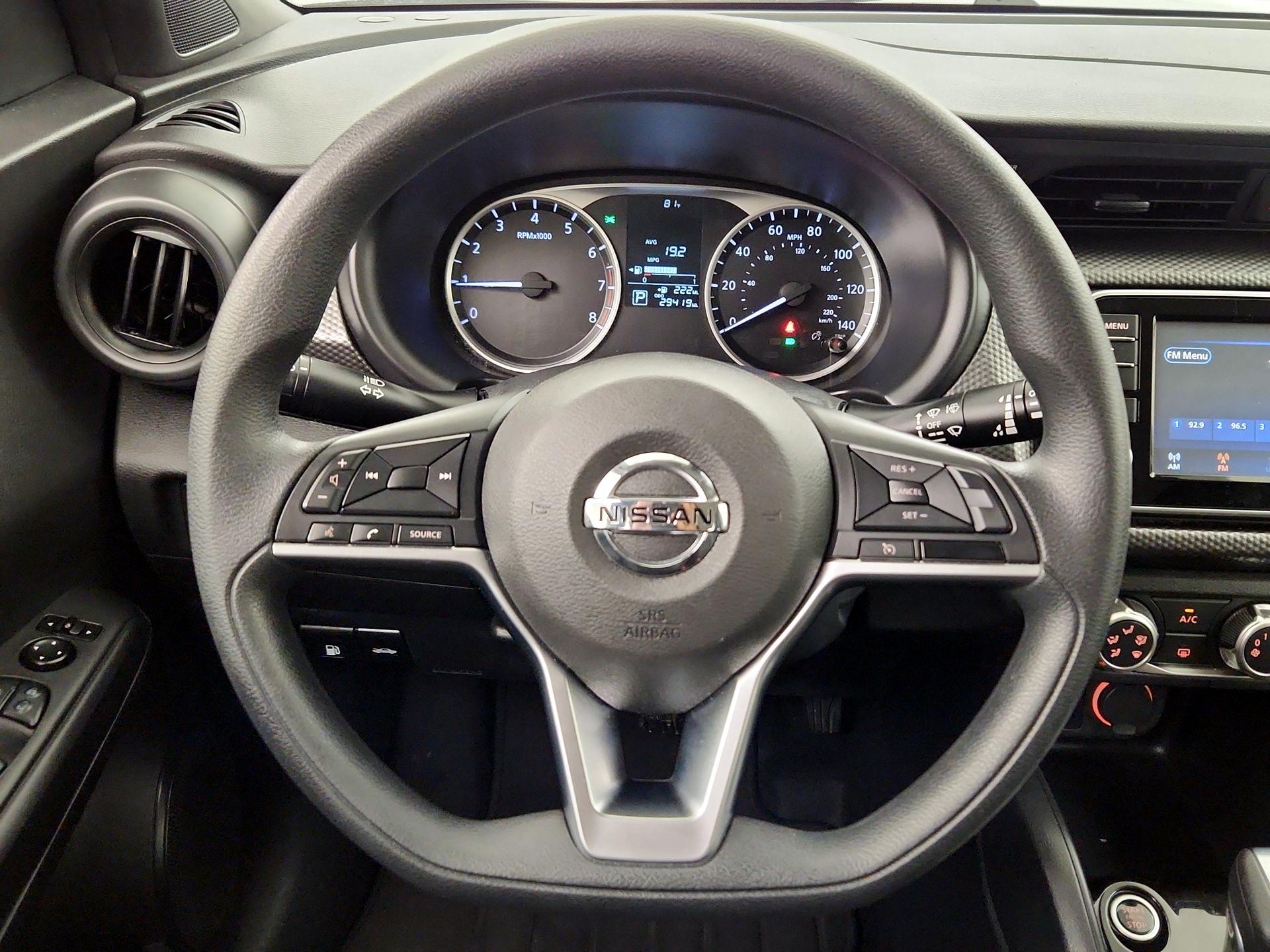 Thumbnail: 2020 Nissan Kicks - 10