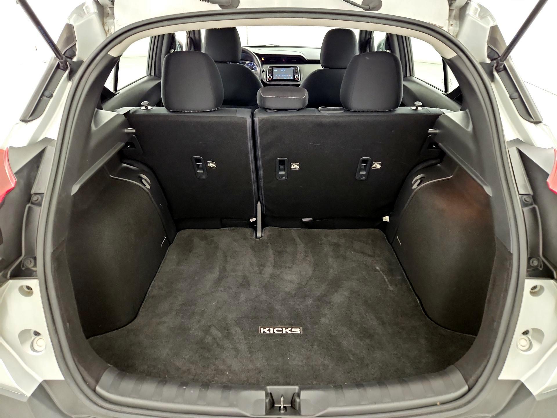 Thumbnail: 2020 Nissan Kicks - 20