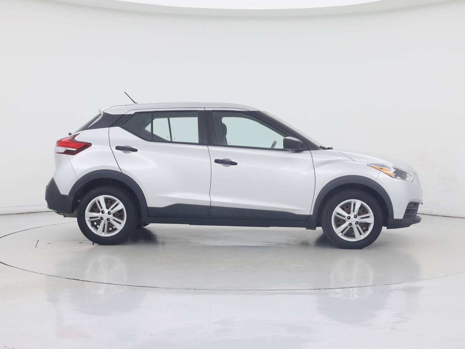 2020 Nissan Kicks S - Photo 8