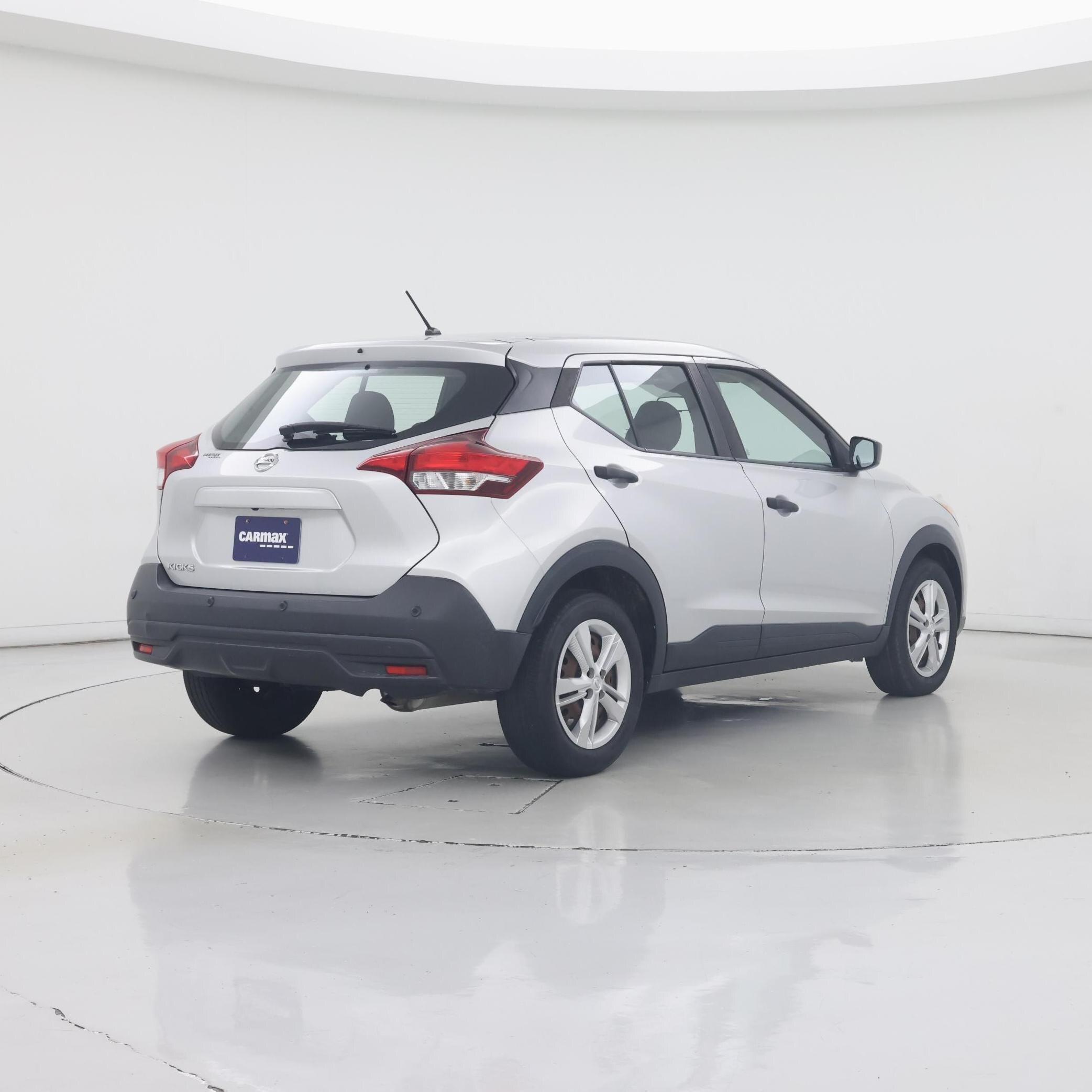 Thumbnail: 2020 Nissan Kicks - 8