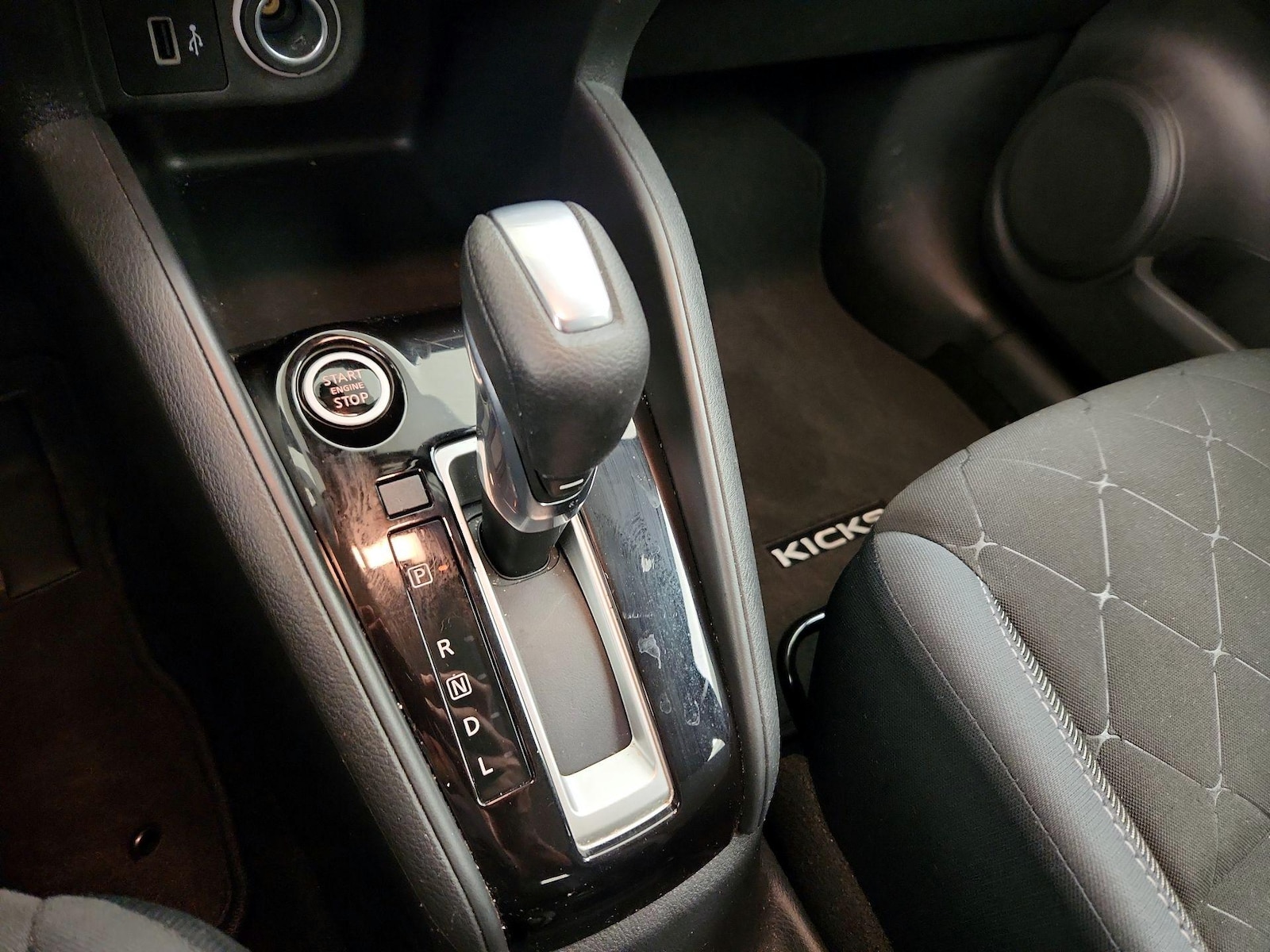 2020 Nissan Kicks S - Photo 18