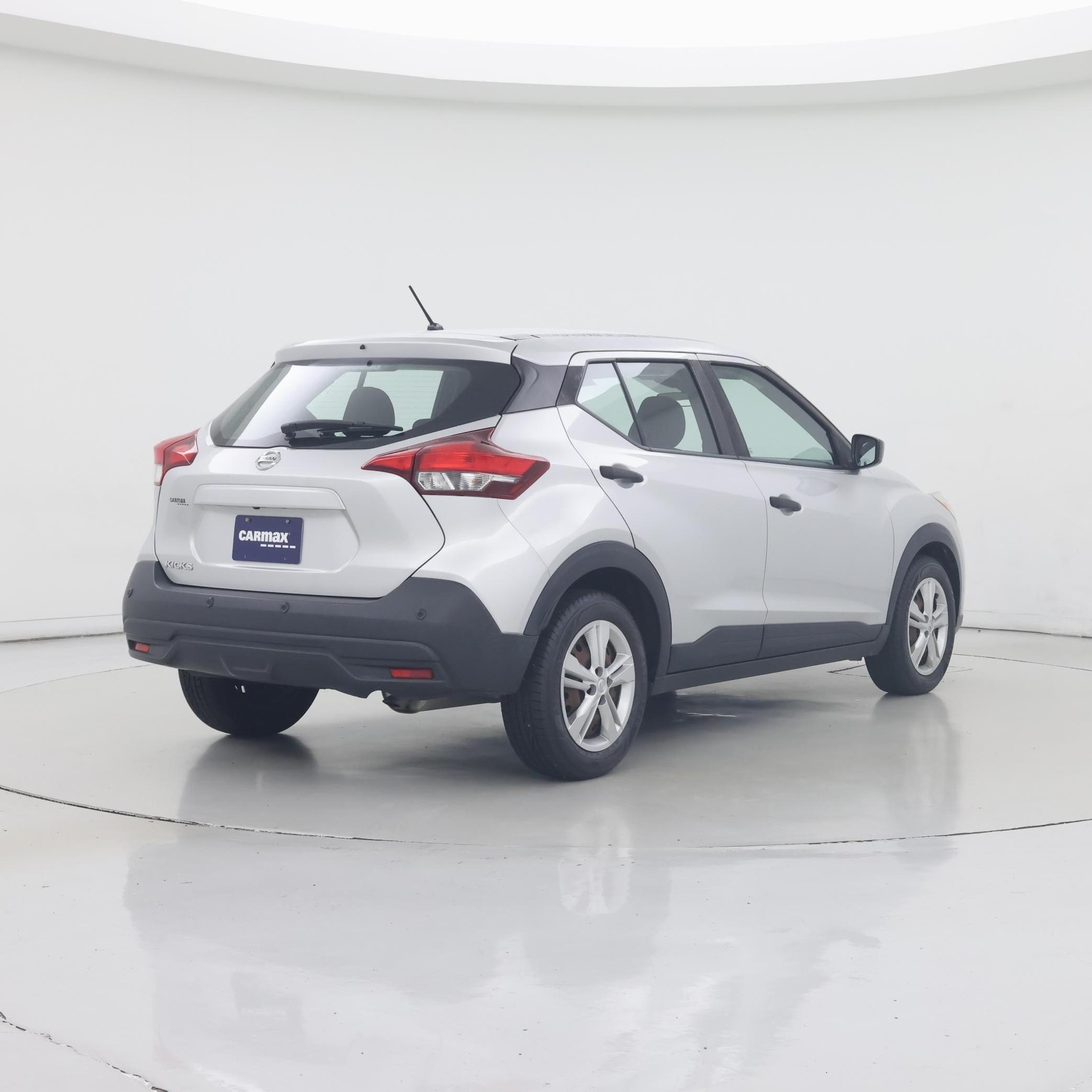 Thumbnail: 2020 Nissan Kicks - 8
