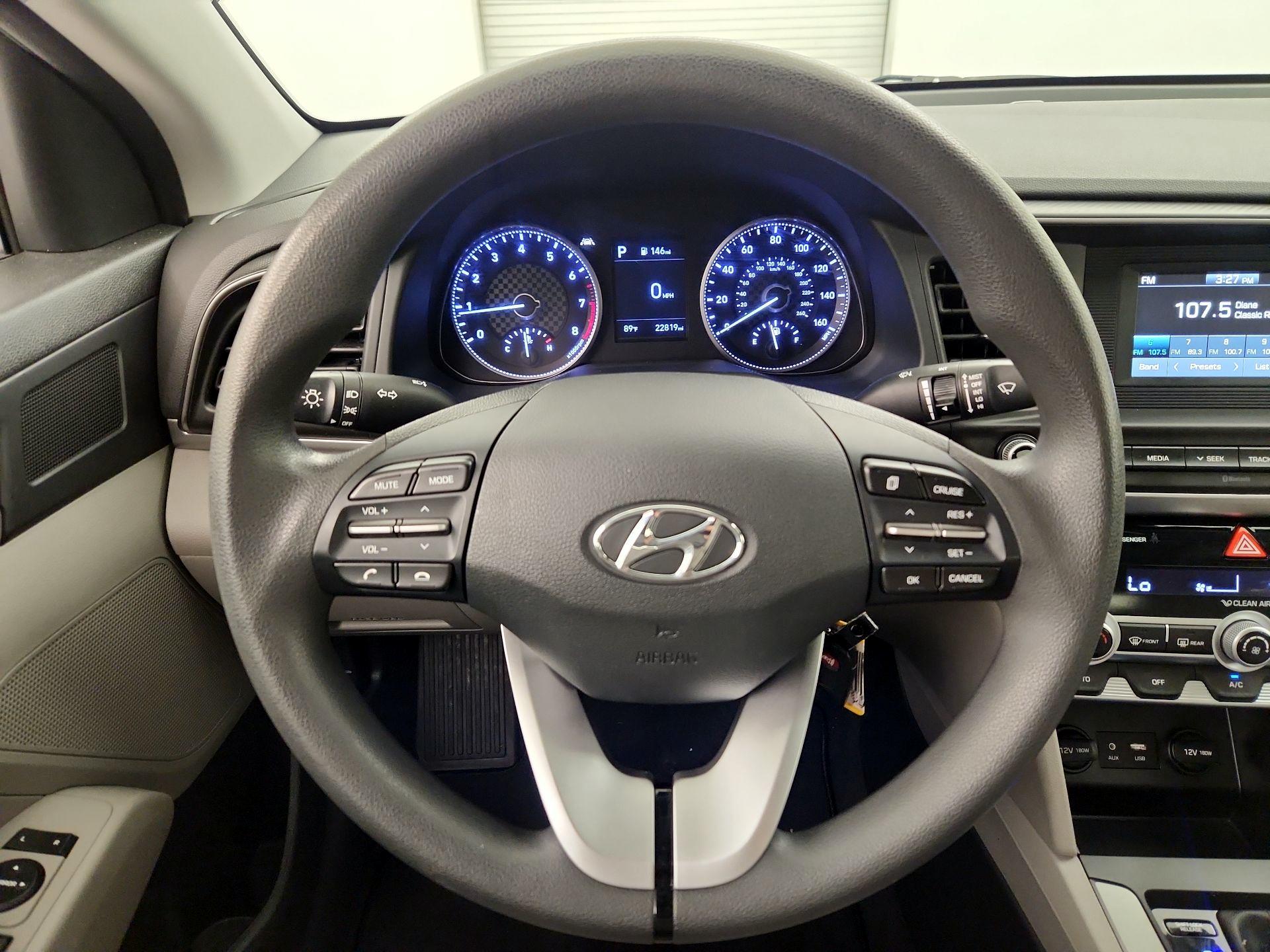 Thumbnail: 2020 Hyundai Elantra - 10