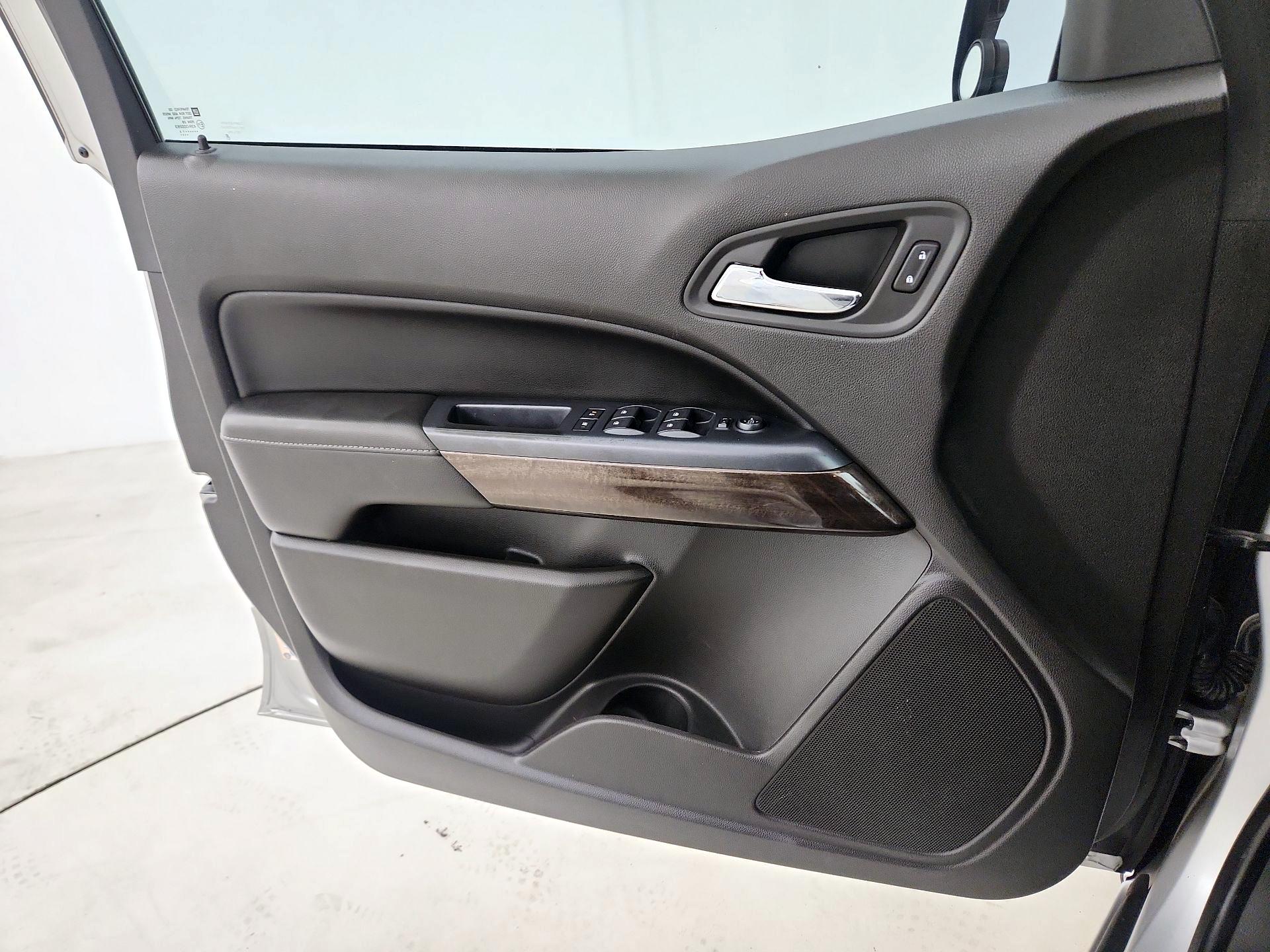 Thumbnail: 2015 GMC Canyon - 12