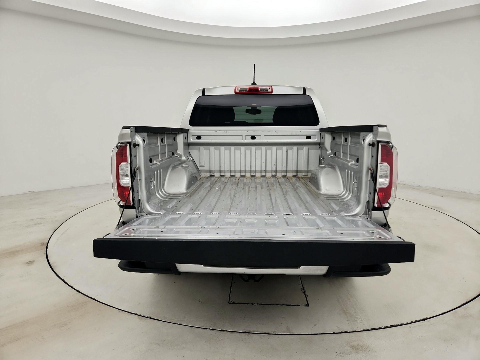 Thumbnail: 2015 GMC Canyon - 20
