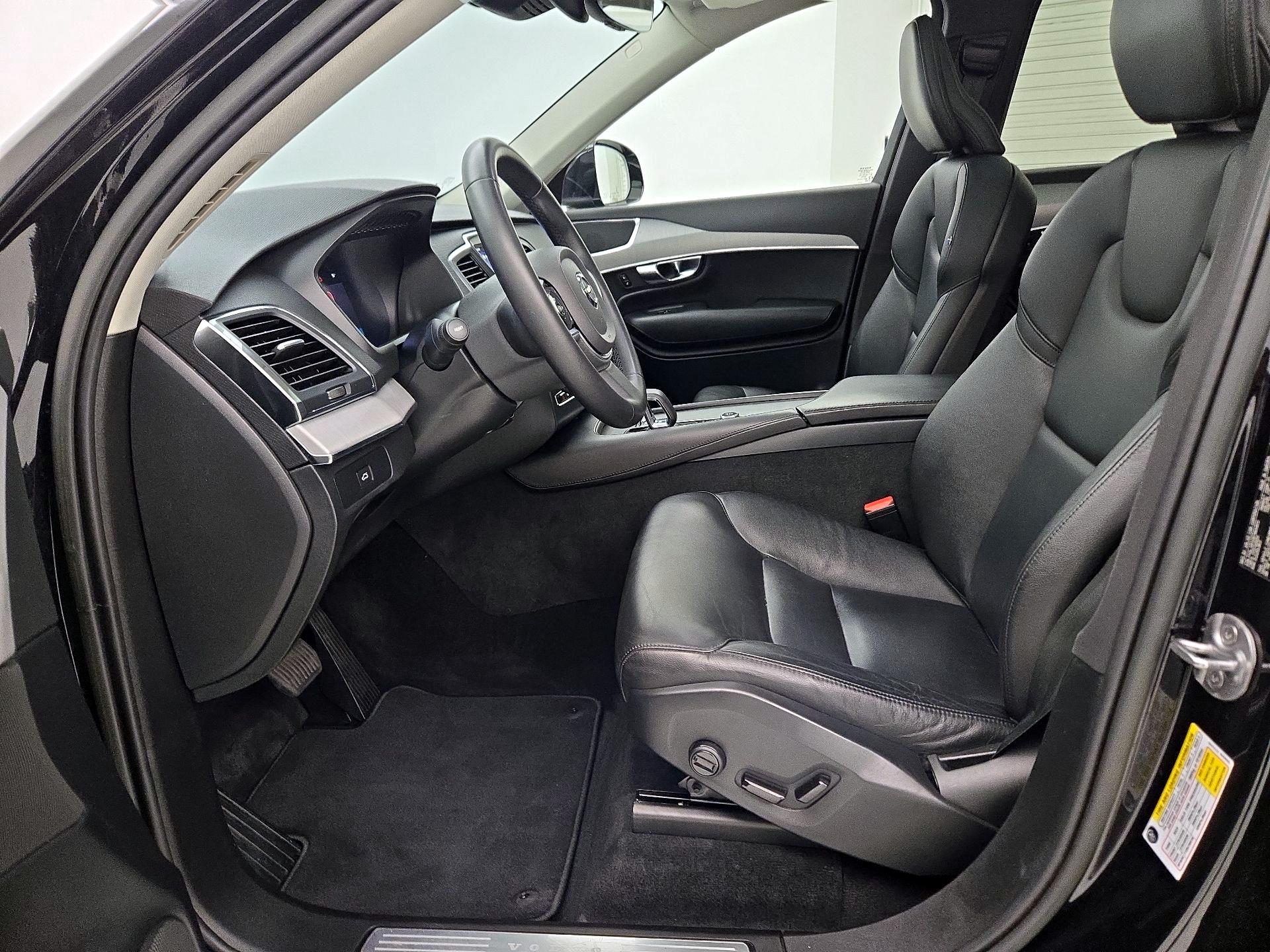 Thumbnail: 2023 Volvo XC90 - 11
