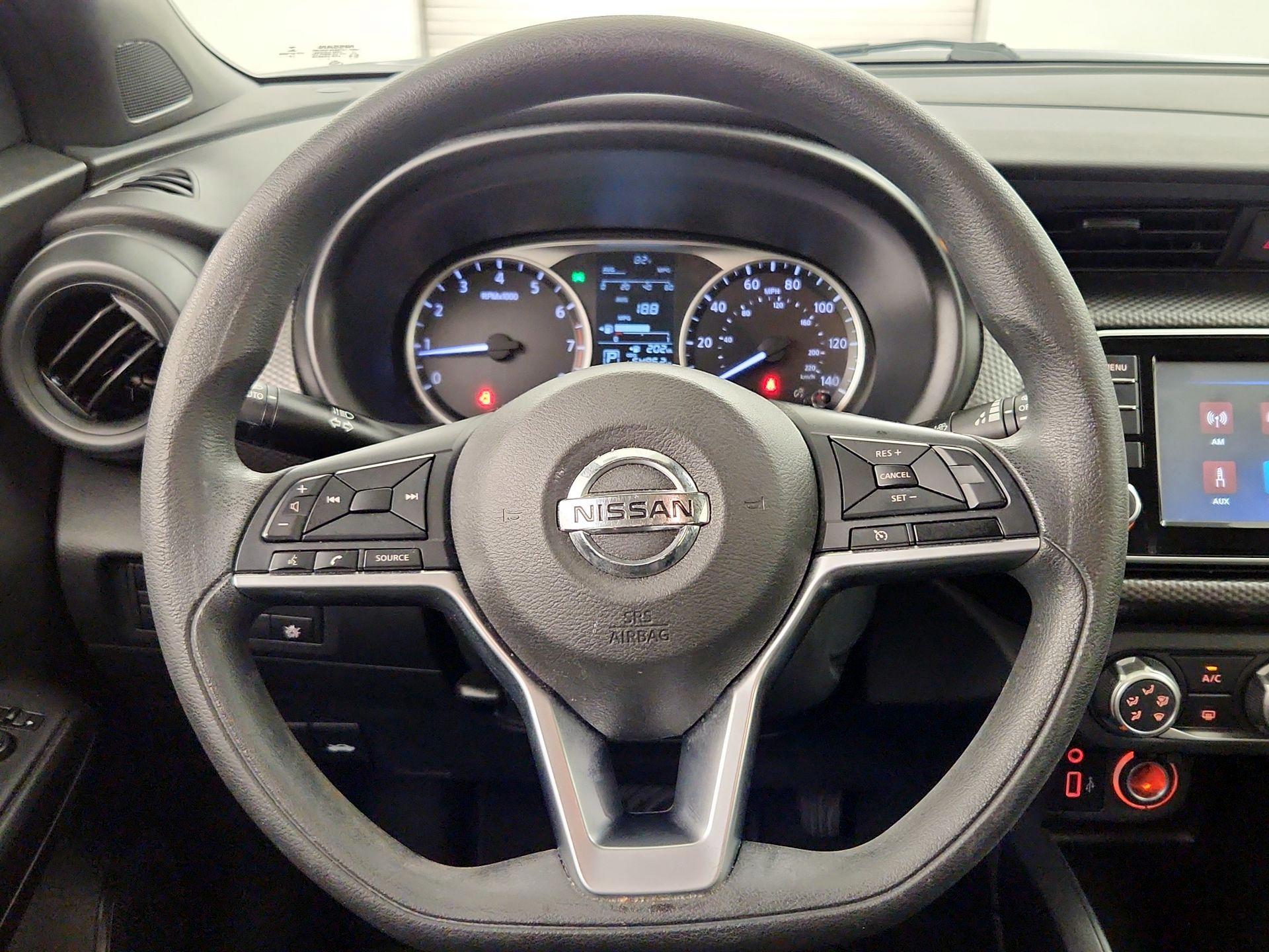 Thumbnail: 2020 Nissan Kicks - 10
