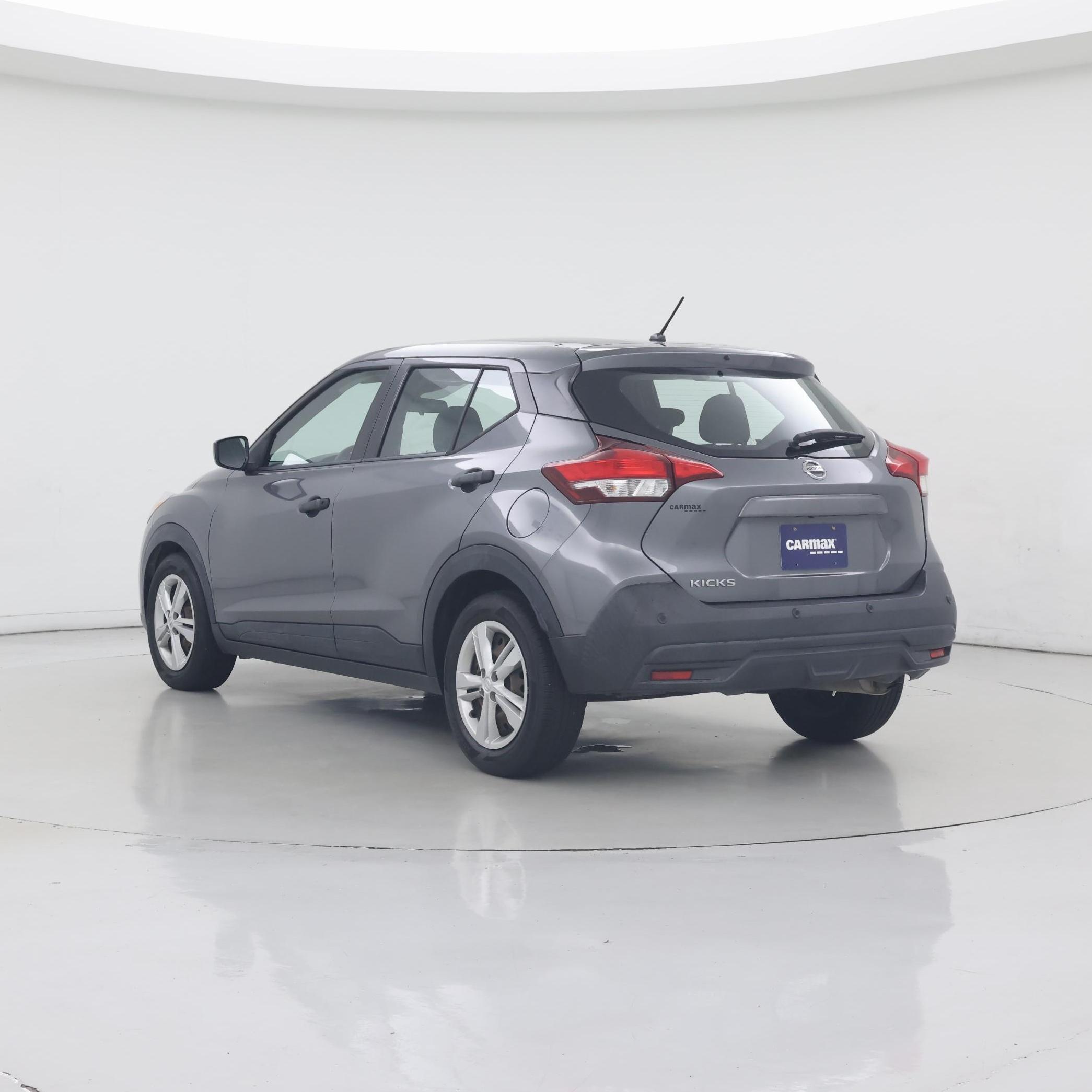 Thumbnail: 2020 Nissan Kicks - 2
