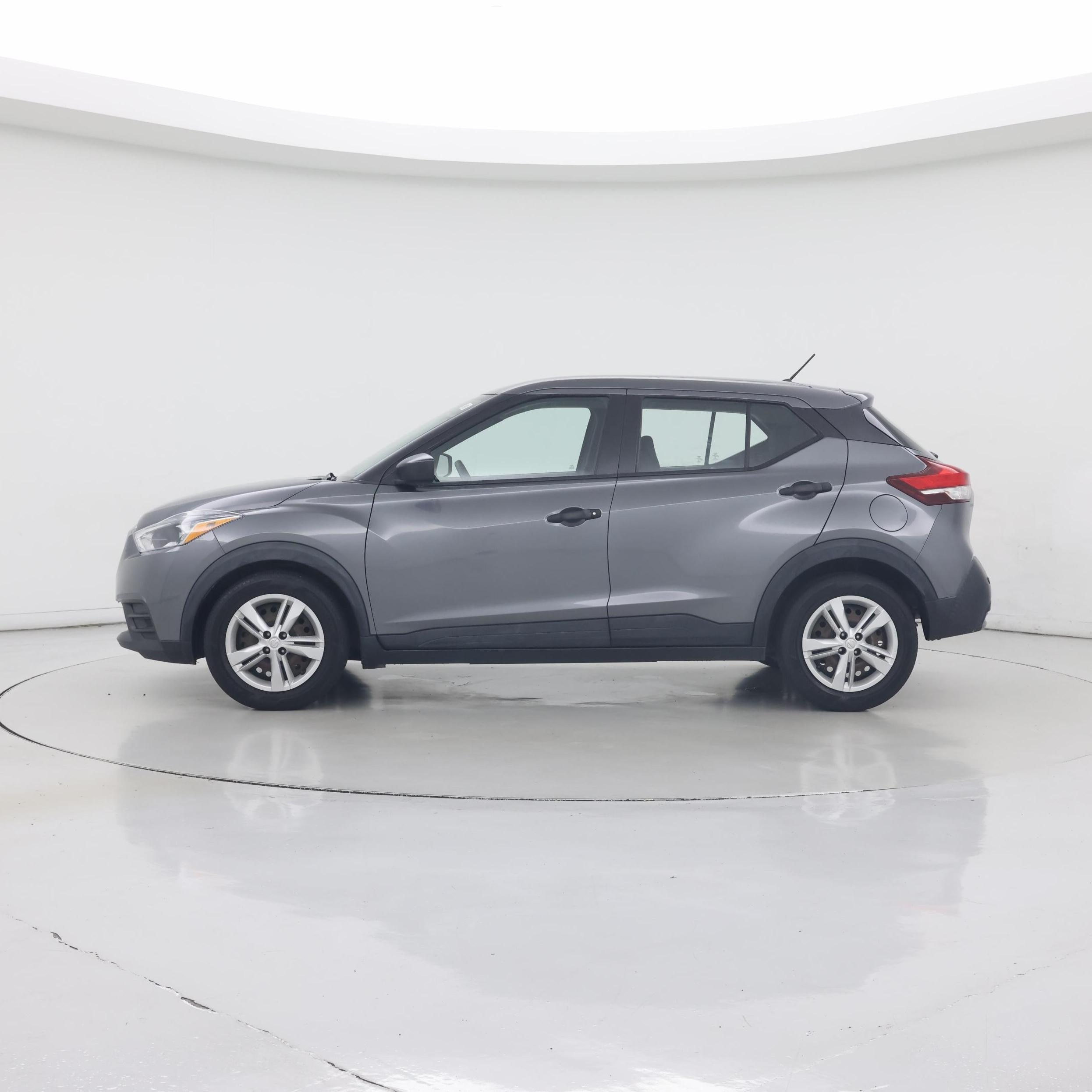 Thumbnail: 2020 Nissan Kicks - 3