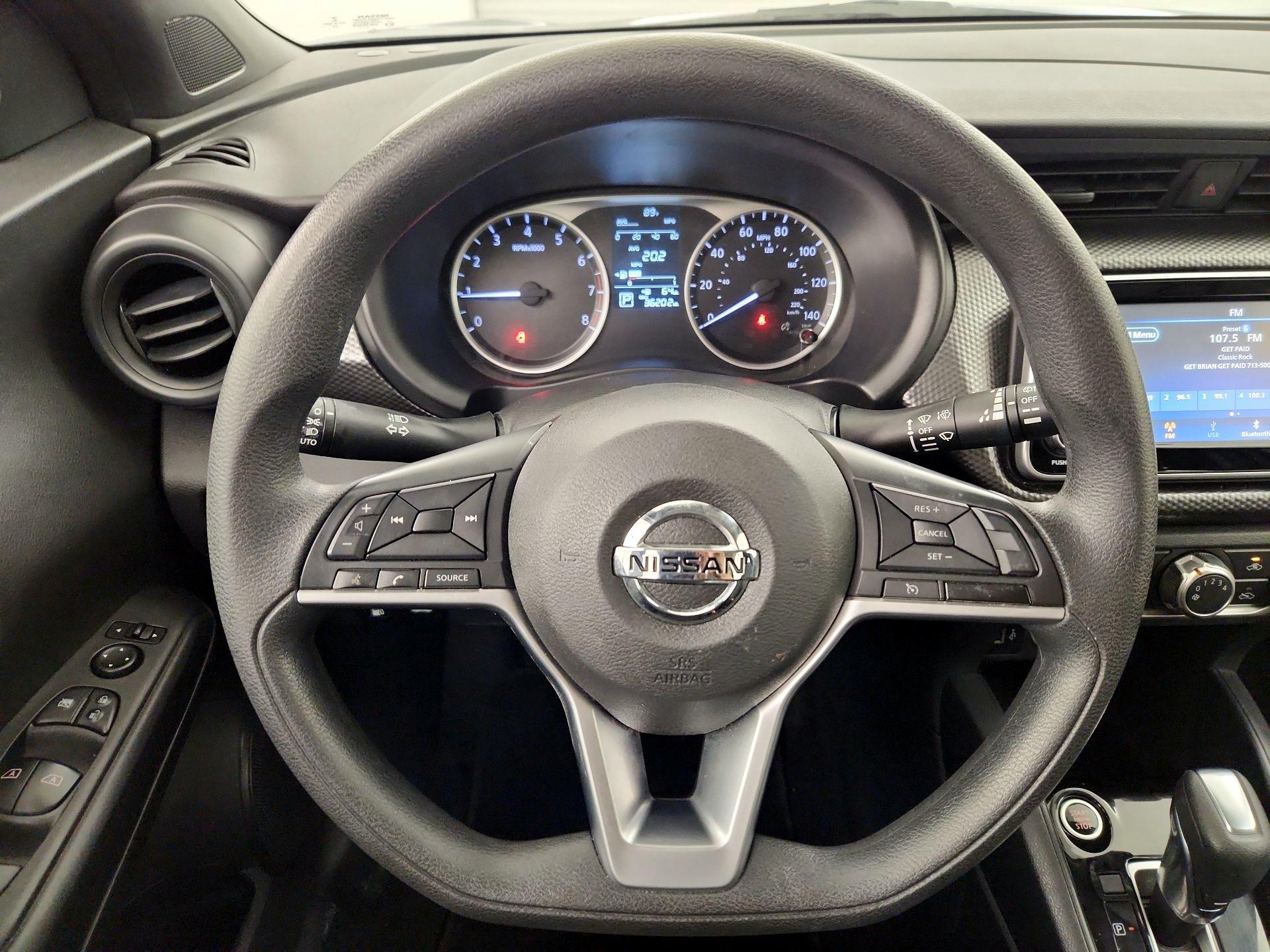 Thumbnail: 2020 Nissan Kicks - 10