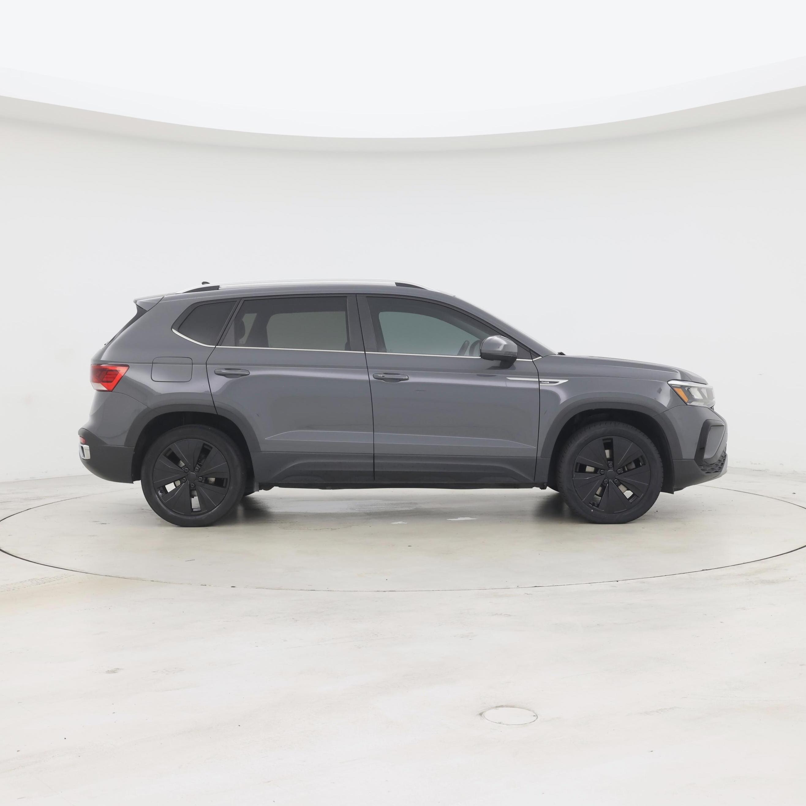 Thumbnail: 2023 Volkswagen Taos - 7