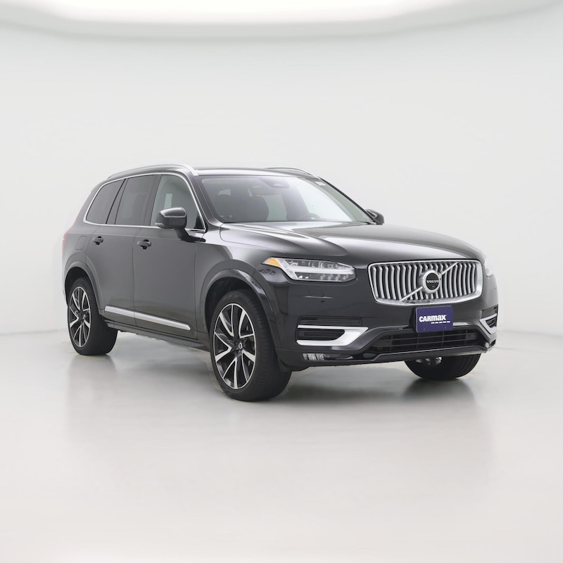 2023 Volvo XC90 B5 Plus