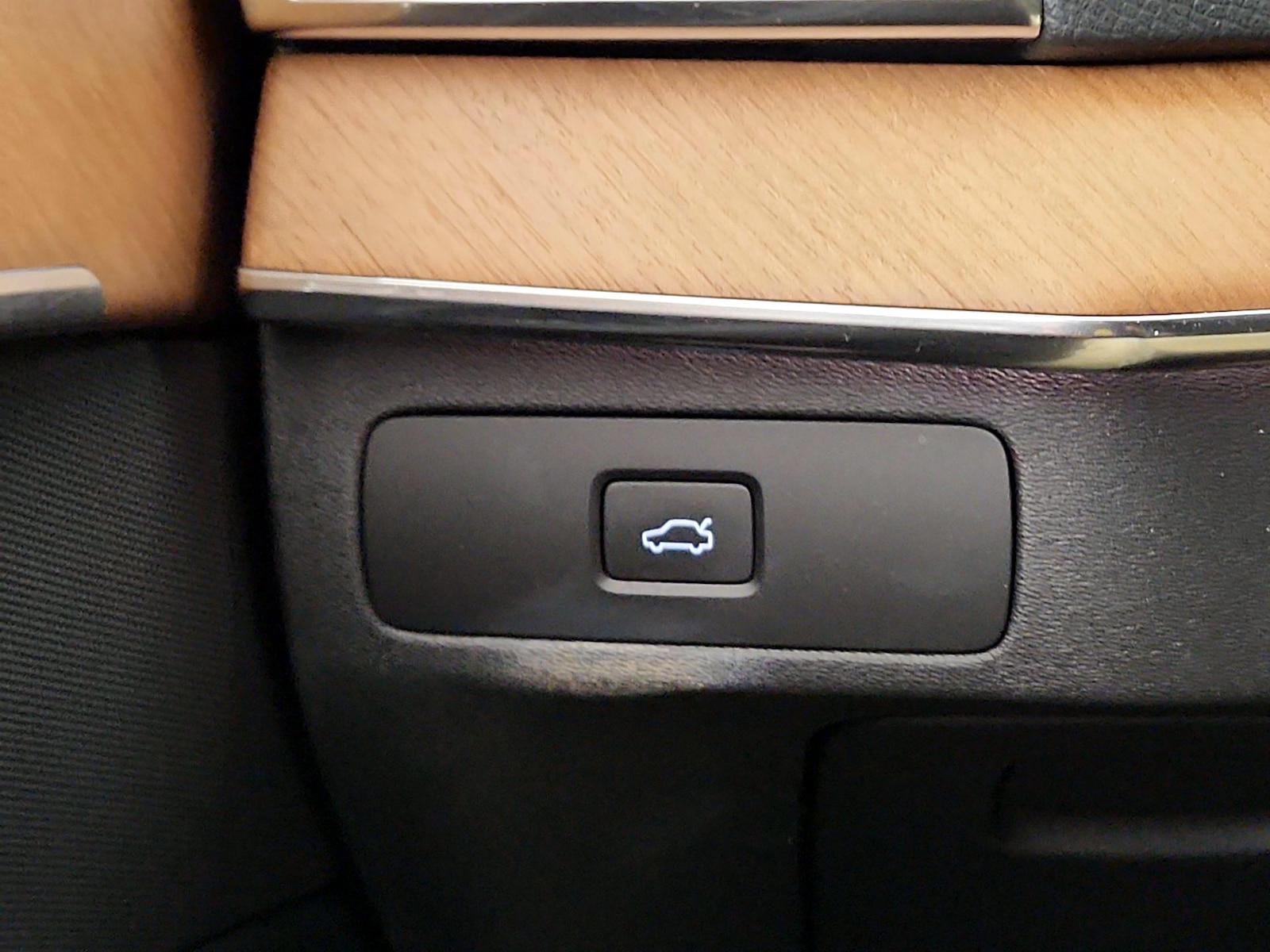 2023 Volvo XC90 Plus - Photo 14