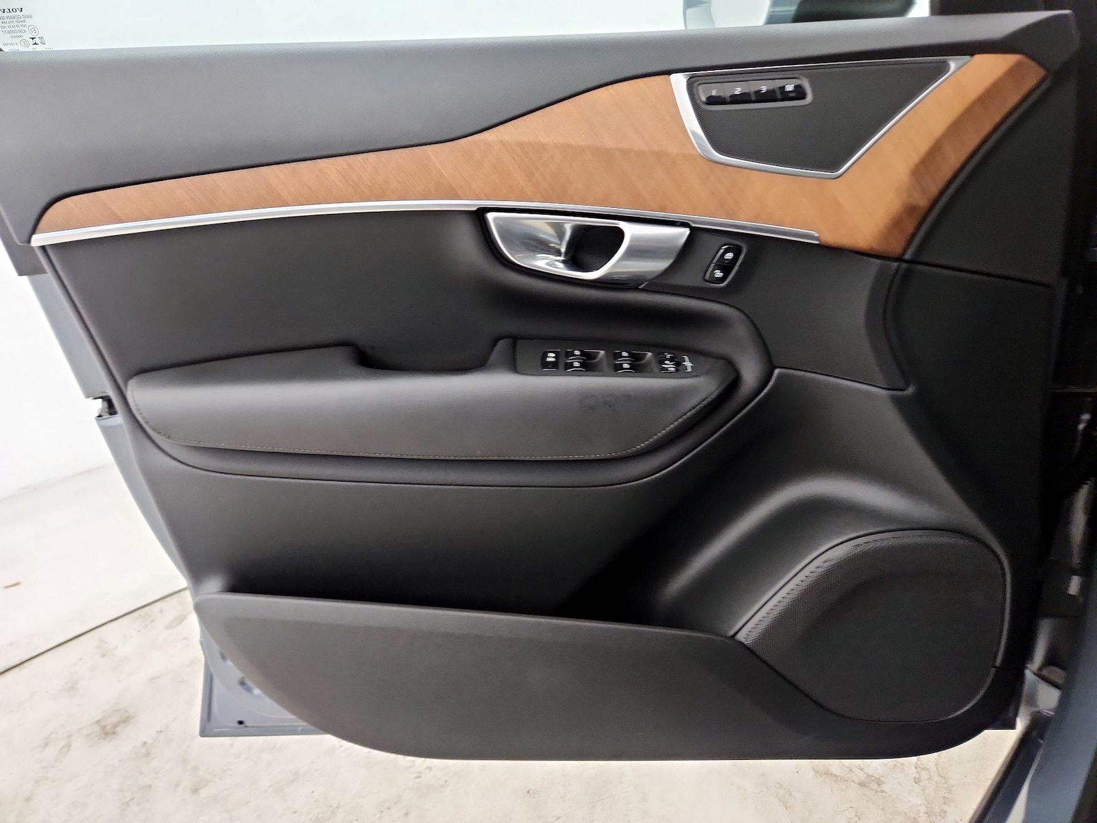 2023 Volvo XC90 Plus - Photo 13