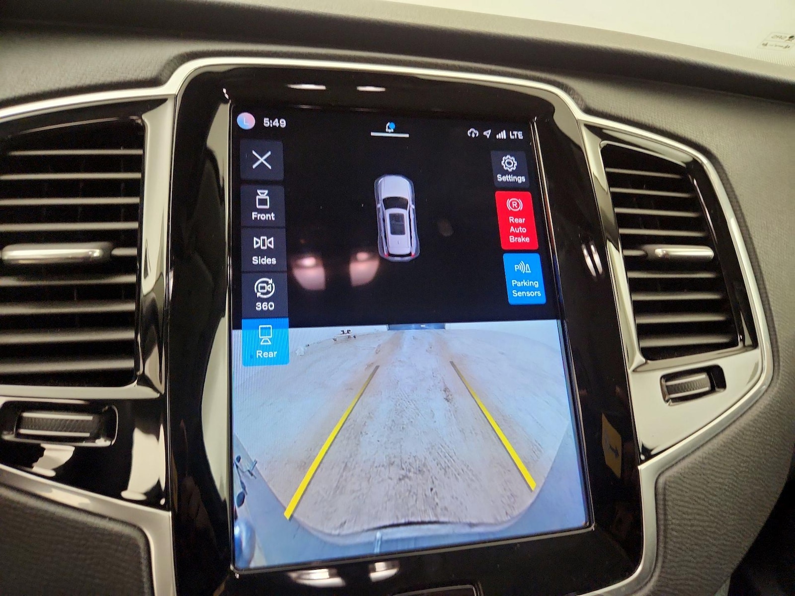 2023 Volvo XC90 Plus - Photo 15