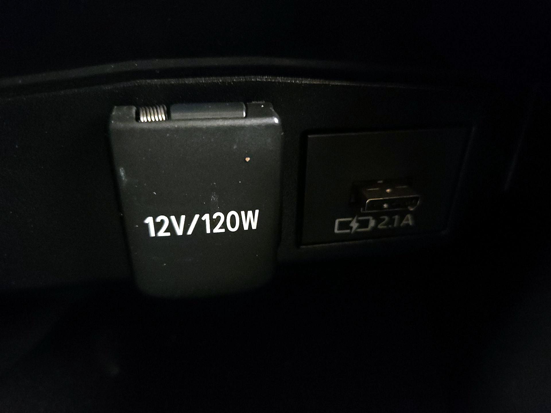 Thumbnail: 2020 Toyota Corolla - 18