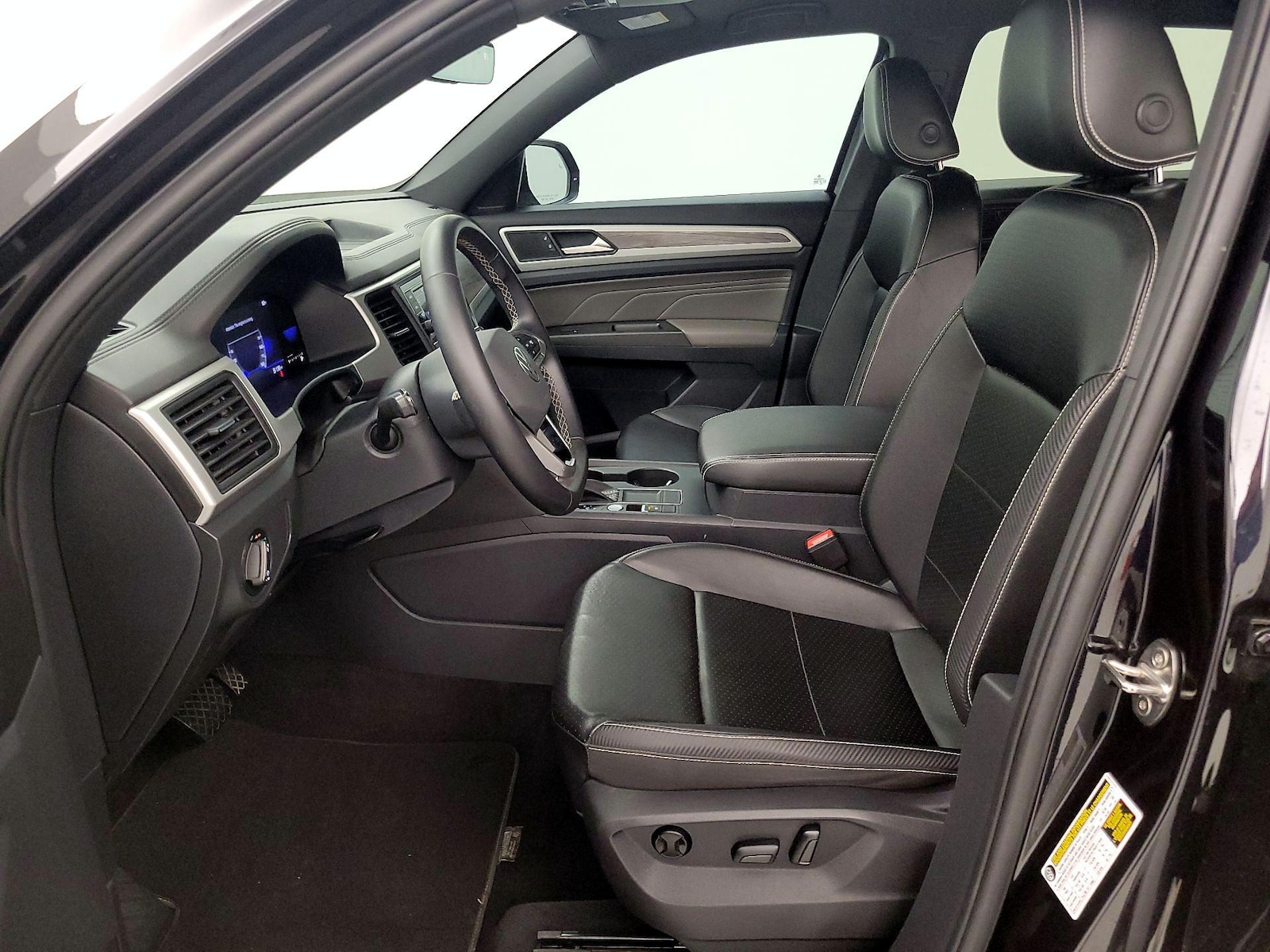 2022 Volkswagen Atlas Cross Sport SE - Photo 12