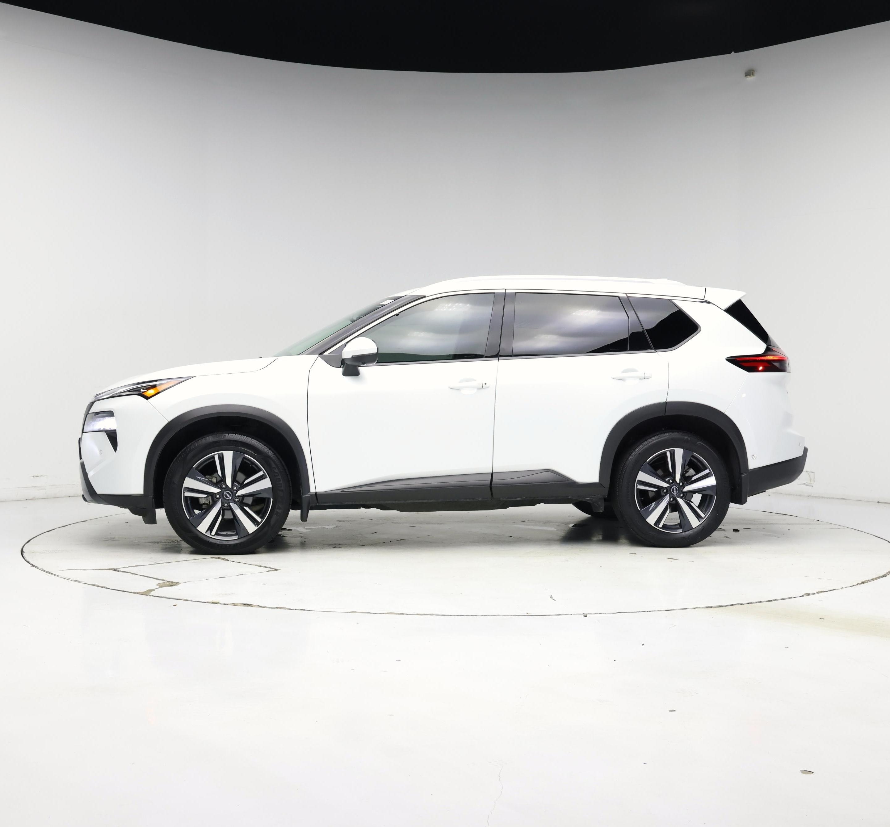 Thumbnail: 2024 Nissan Rogue - 3