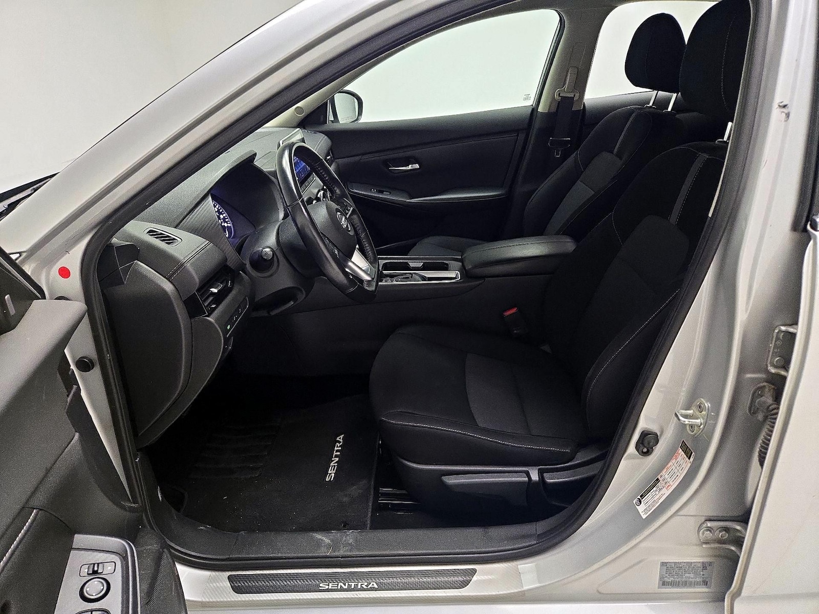 2021 Nissan Sentra SV - Photo 12