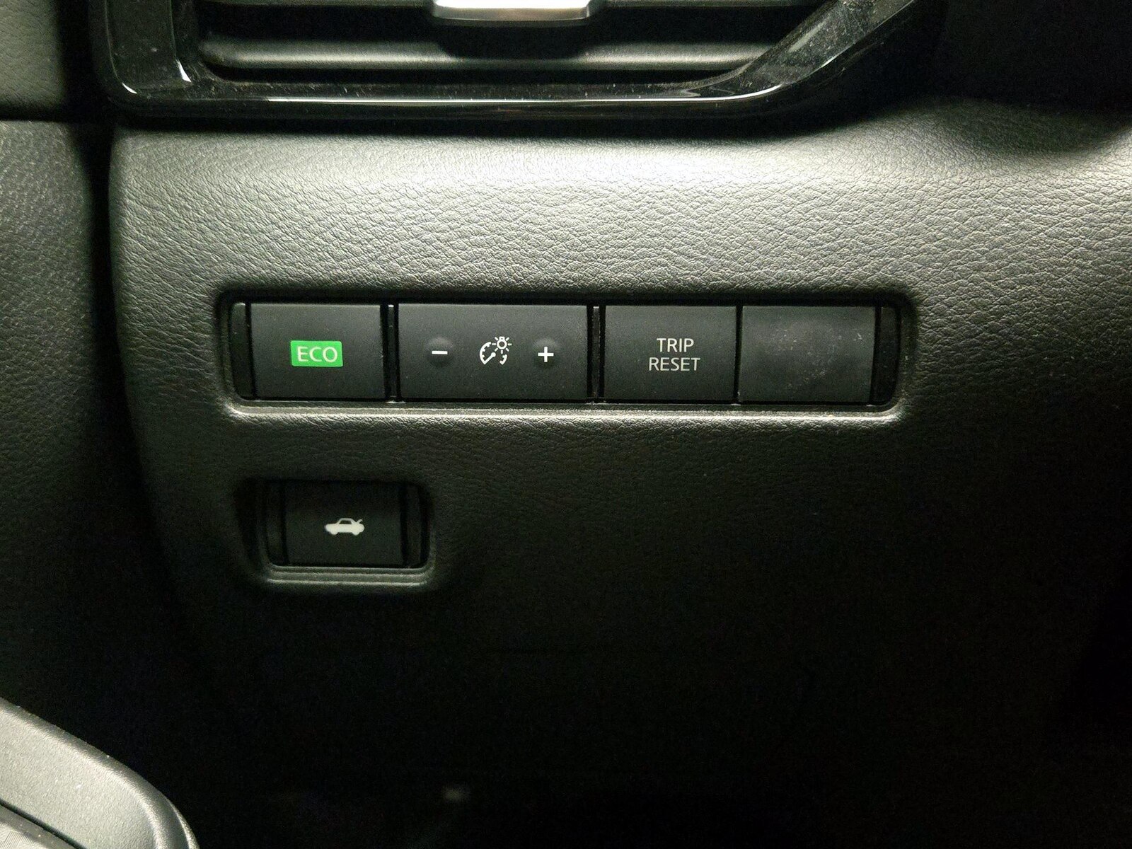 2021 Nissan Sentra SV - Photo 14