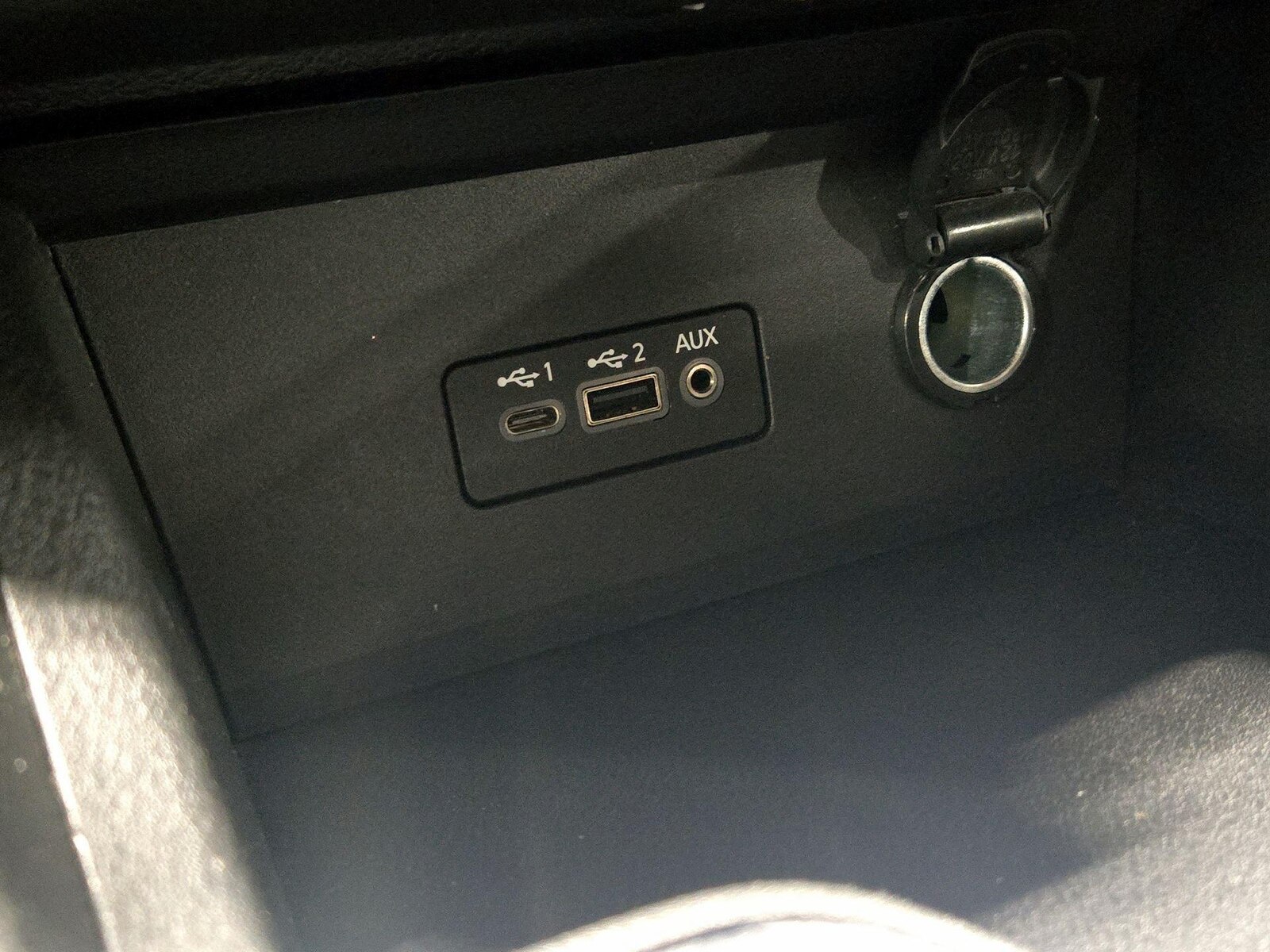2021 Nissan Sentra SV - Photo 19