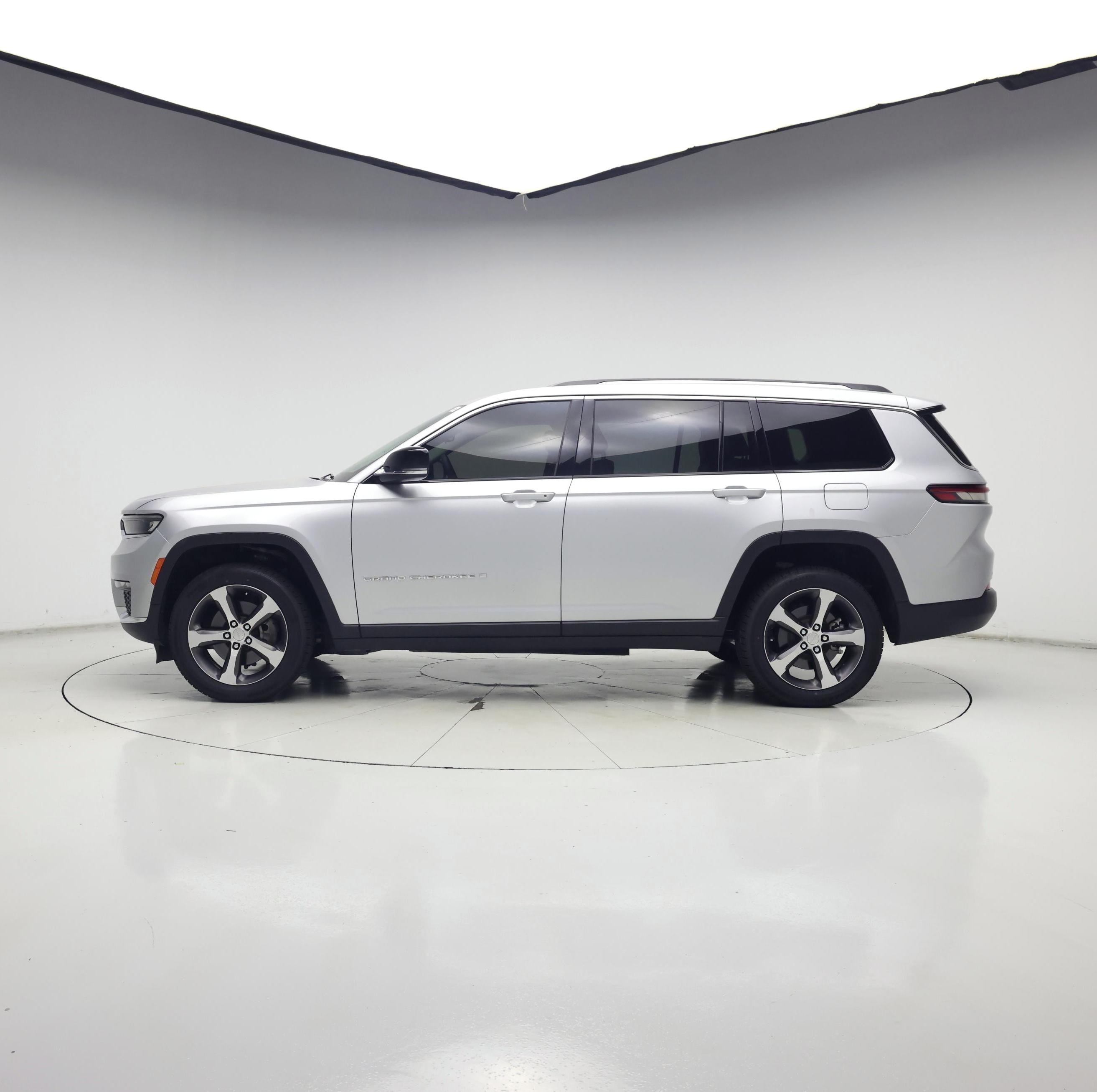 Thumbnail: 2023 Jeep Grand Cherokee L - 3