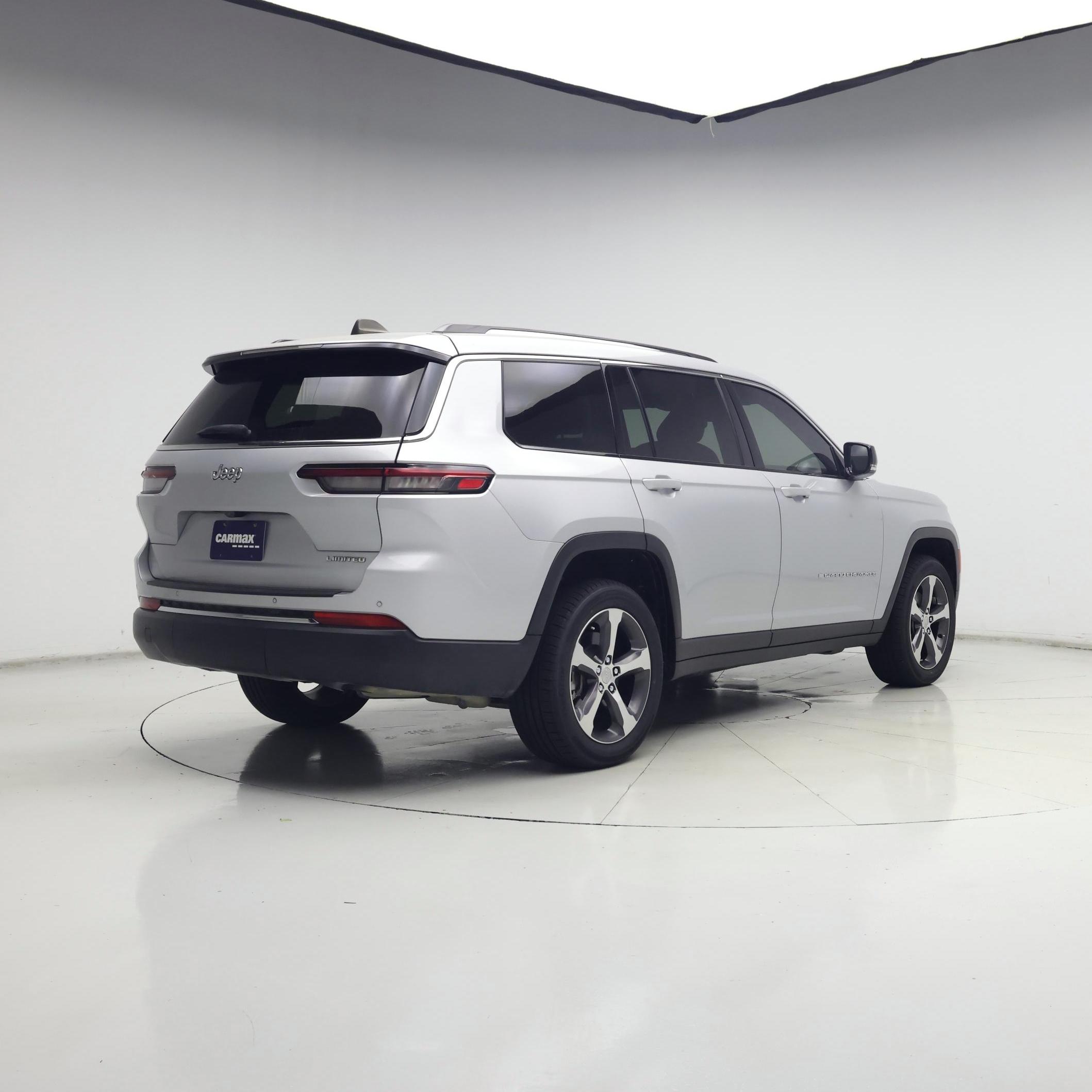 Thumbnail: 2023 Jeep Grand Cherokee L - 8