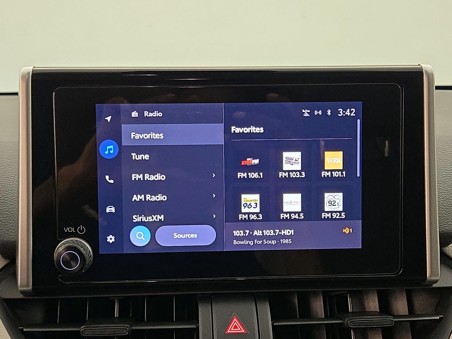 Thumbnail: 2025 Toyota RAV4 - 15