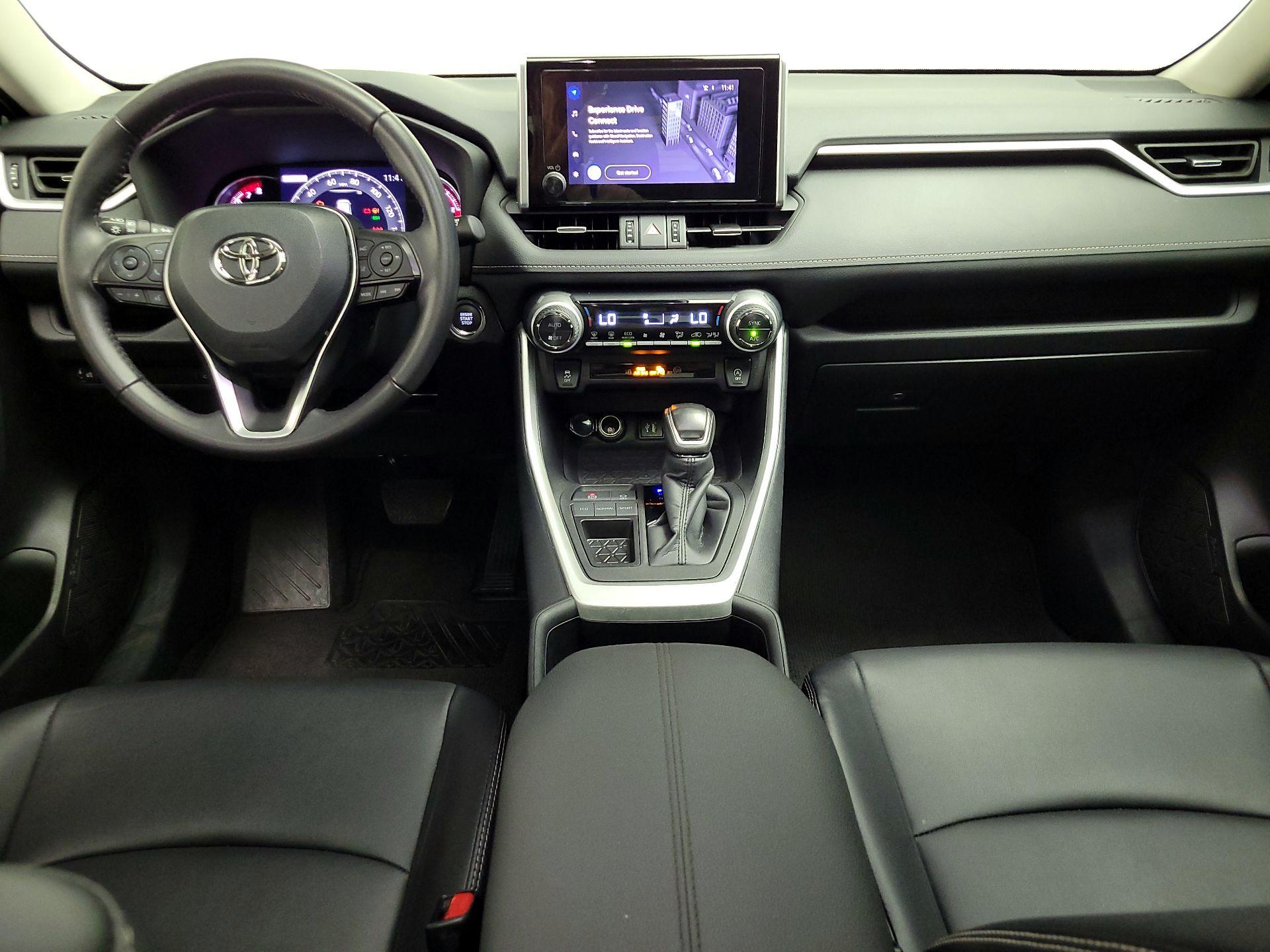 Thumbnail: 2025 Toyota RAV4 - 9