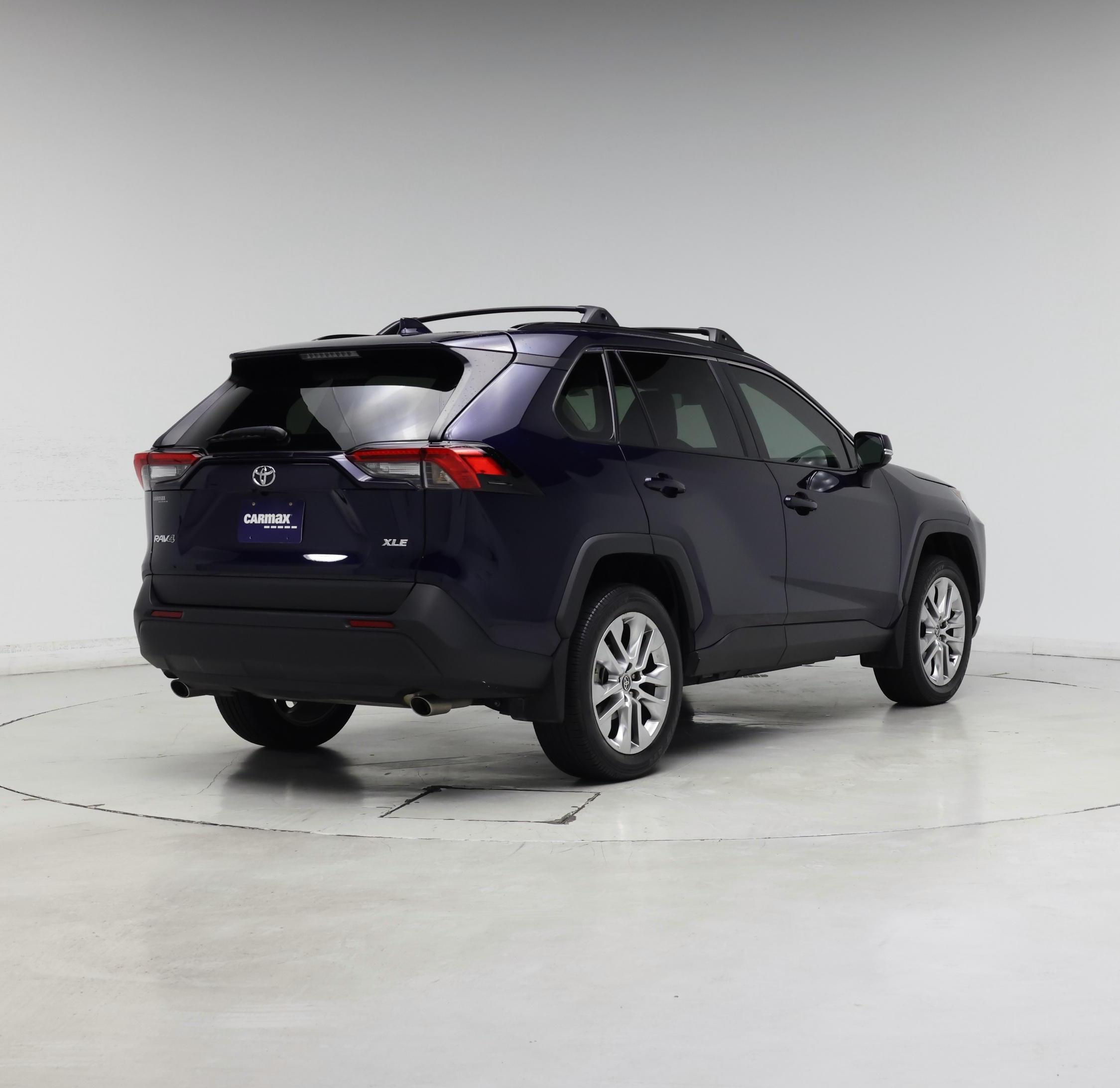 Thumbnail: 2025 Toyota RAV4 - 8