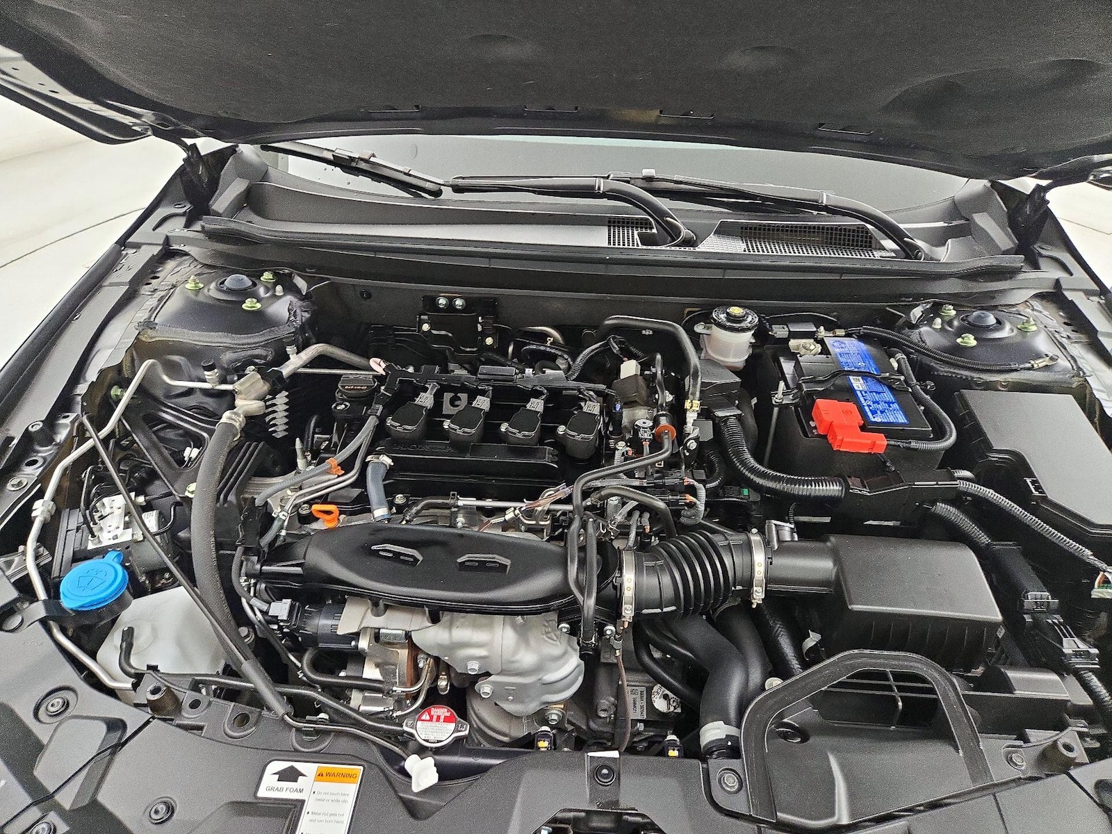 2025 Honda Accord SE - Photo 22