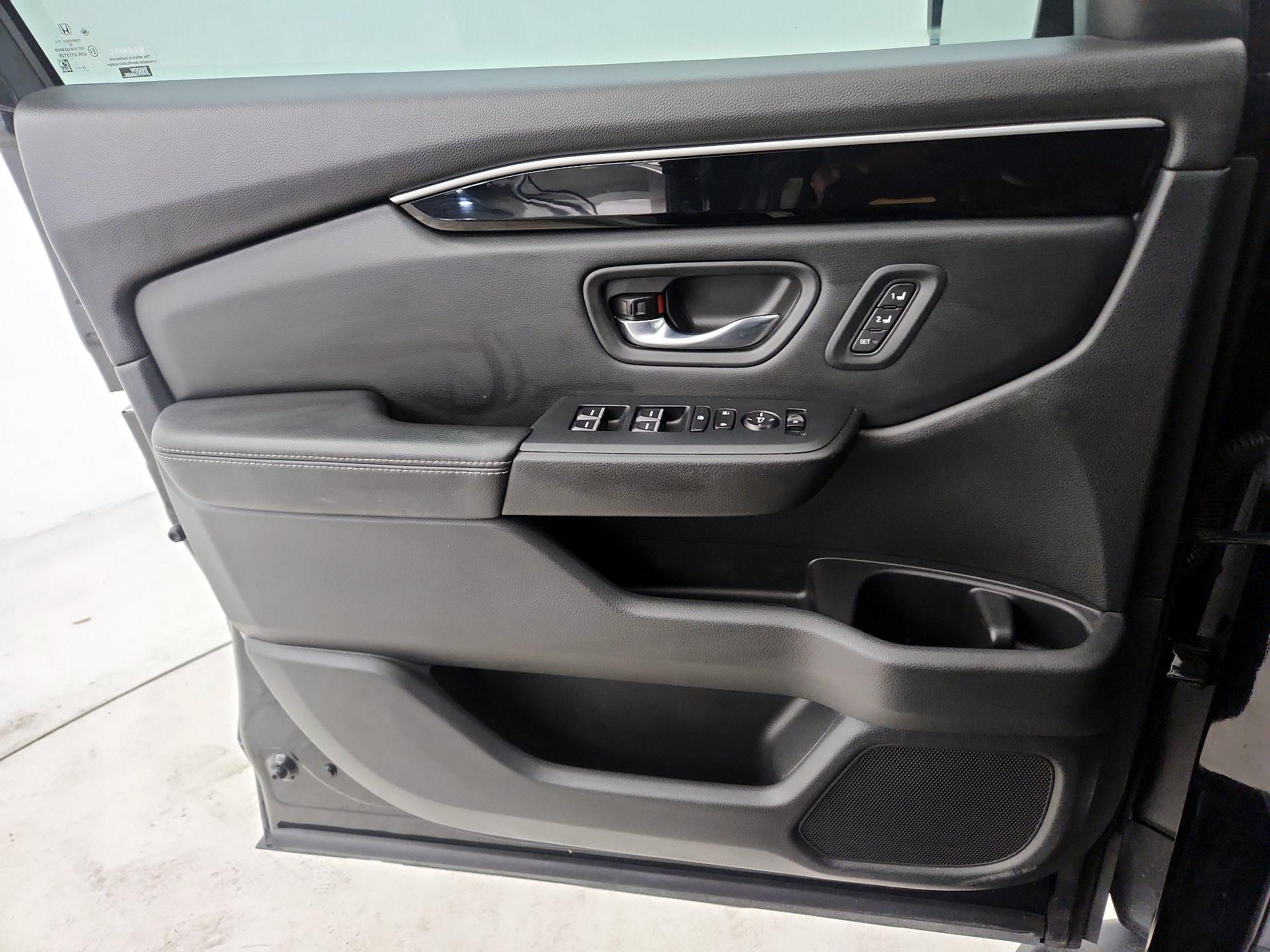 Thumbnail: 2024 Honda Pilot - 12