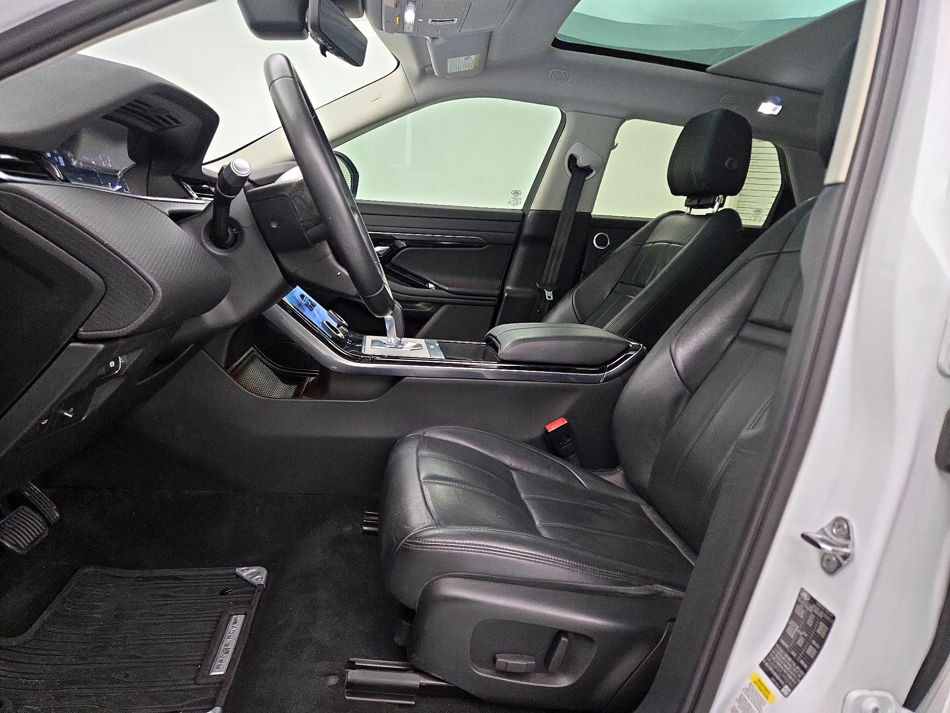Thumbnail: 2020 Land Rover Range Rover Evoque - 11