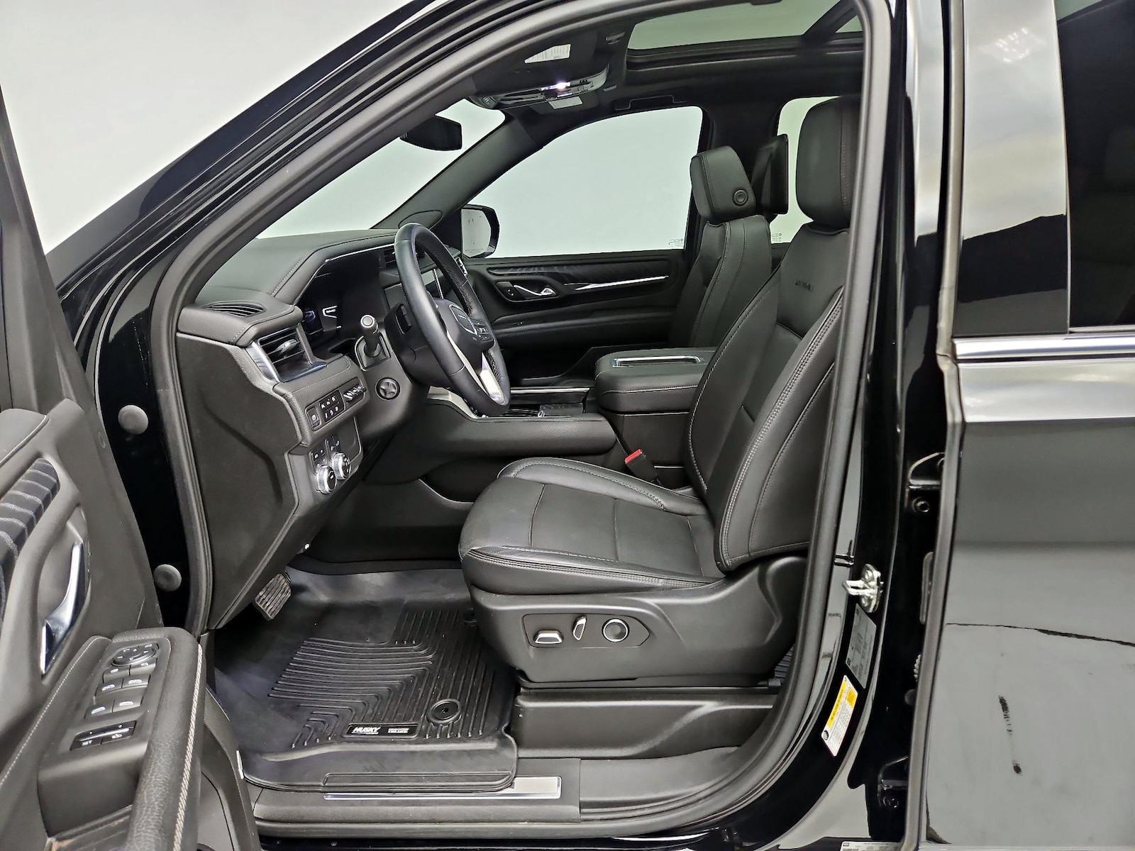 2023 GMC Yukon XL Denali - Photo 12